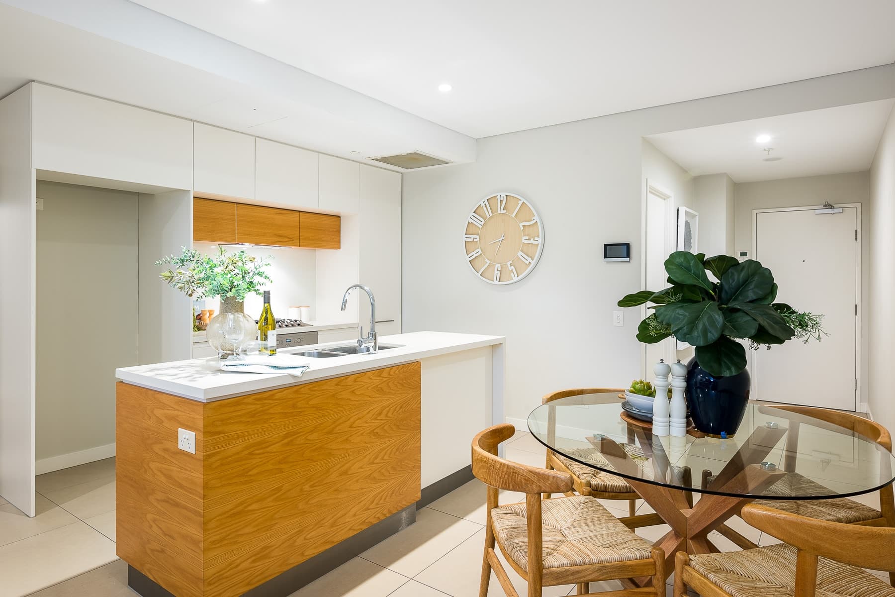 20015/37d Harbour Road, Hamilton - Thumbnail 3