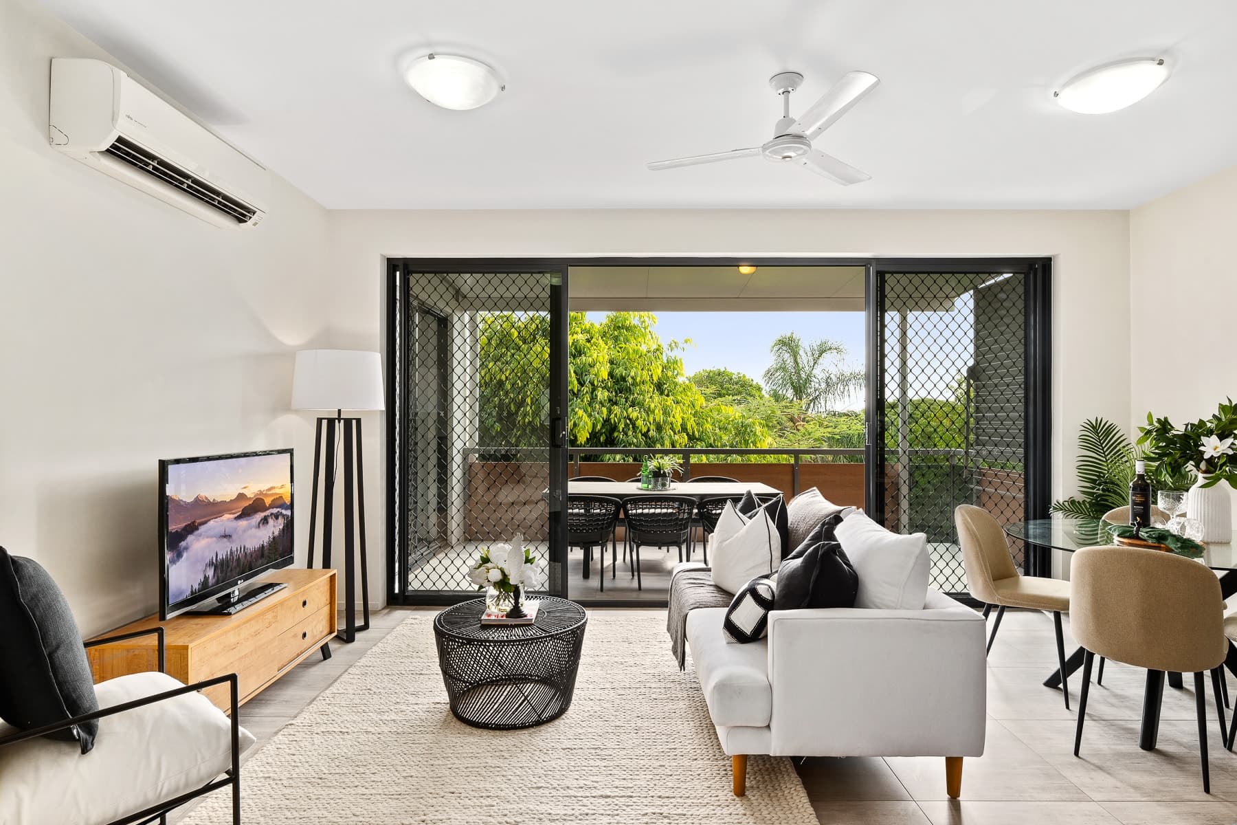 8/35 Crown Street, Holland Park West - Thumbnail 7
