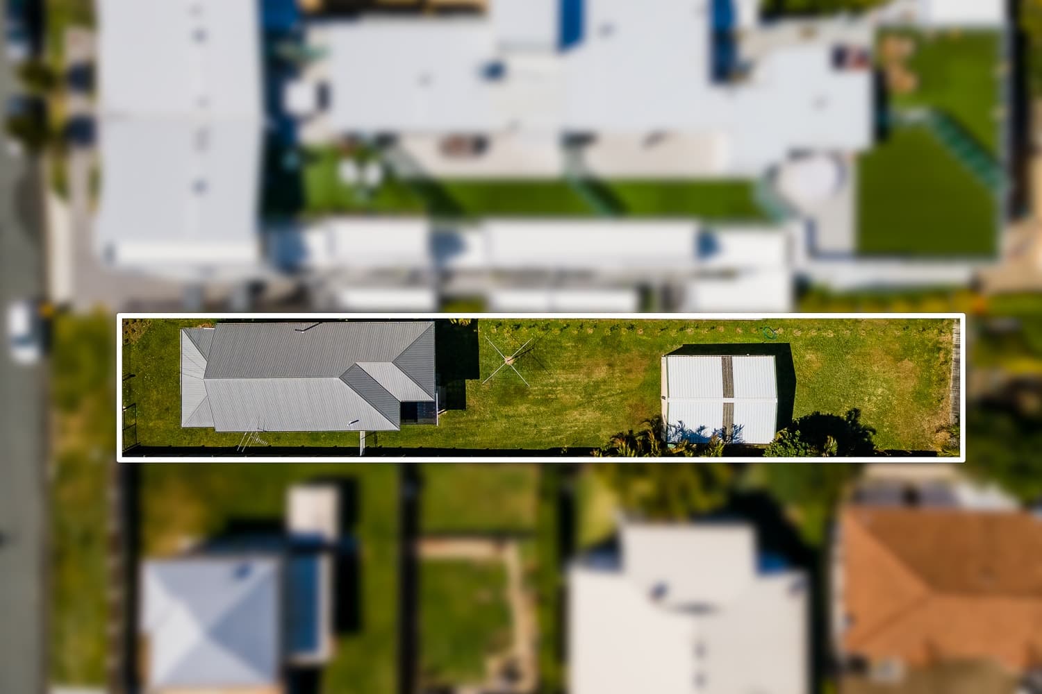 33 Caroline Street, Woody Point - Thumbnail 2