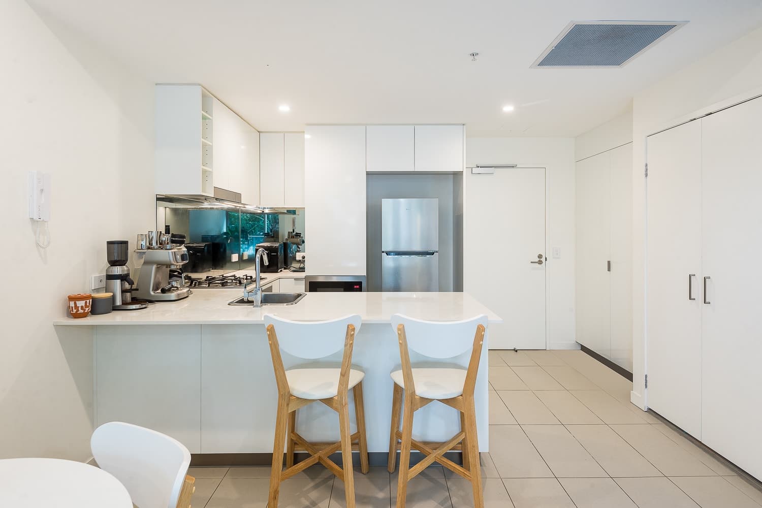 20209/37 Kyabra Street, Newstead - Thumbnail 6