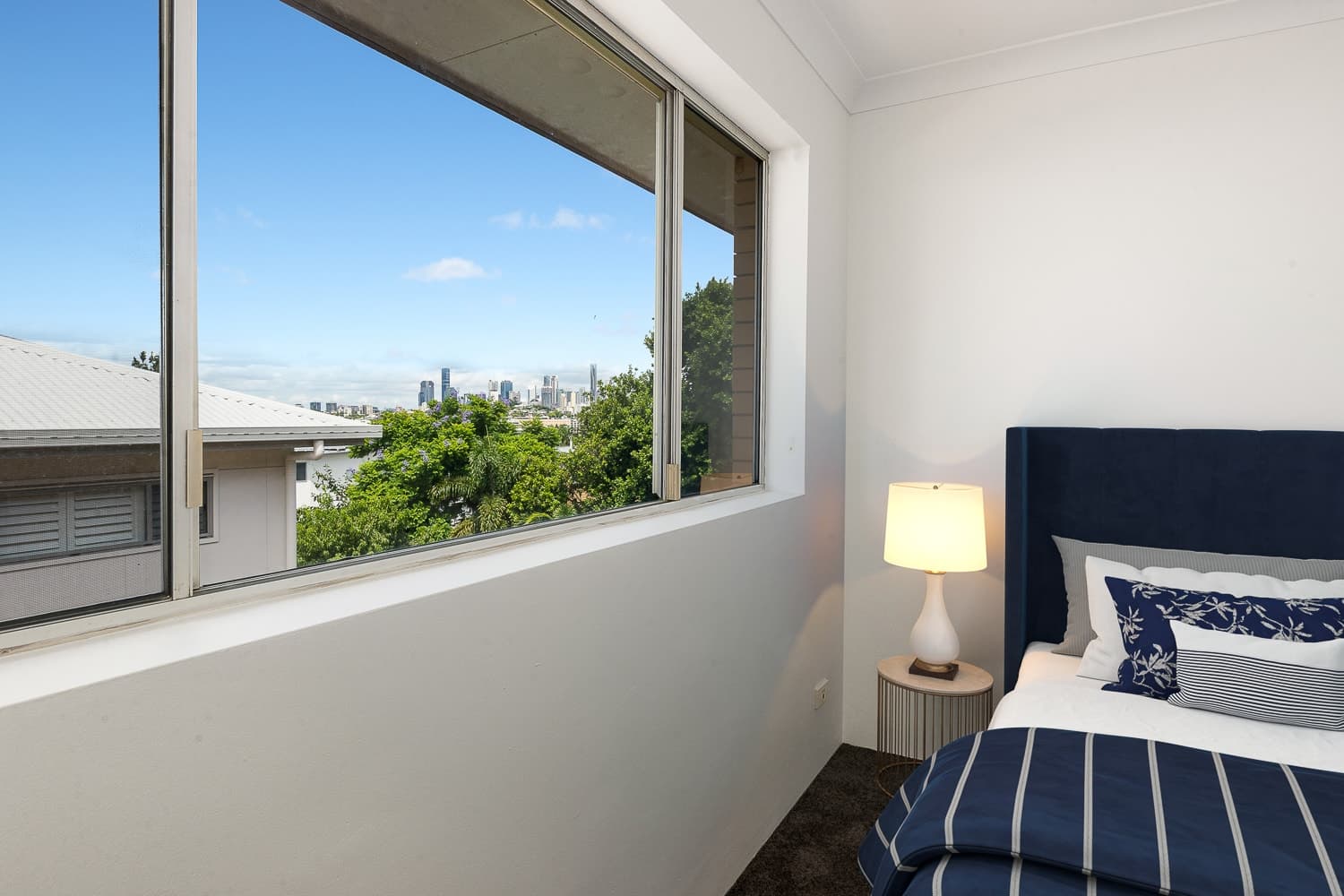 5/42 Wambool Street, Bulimba - Thumbnail 2
