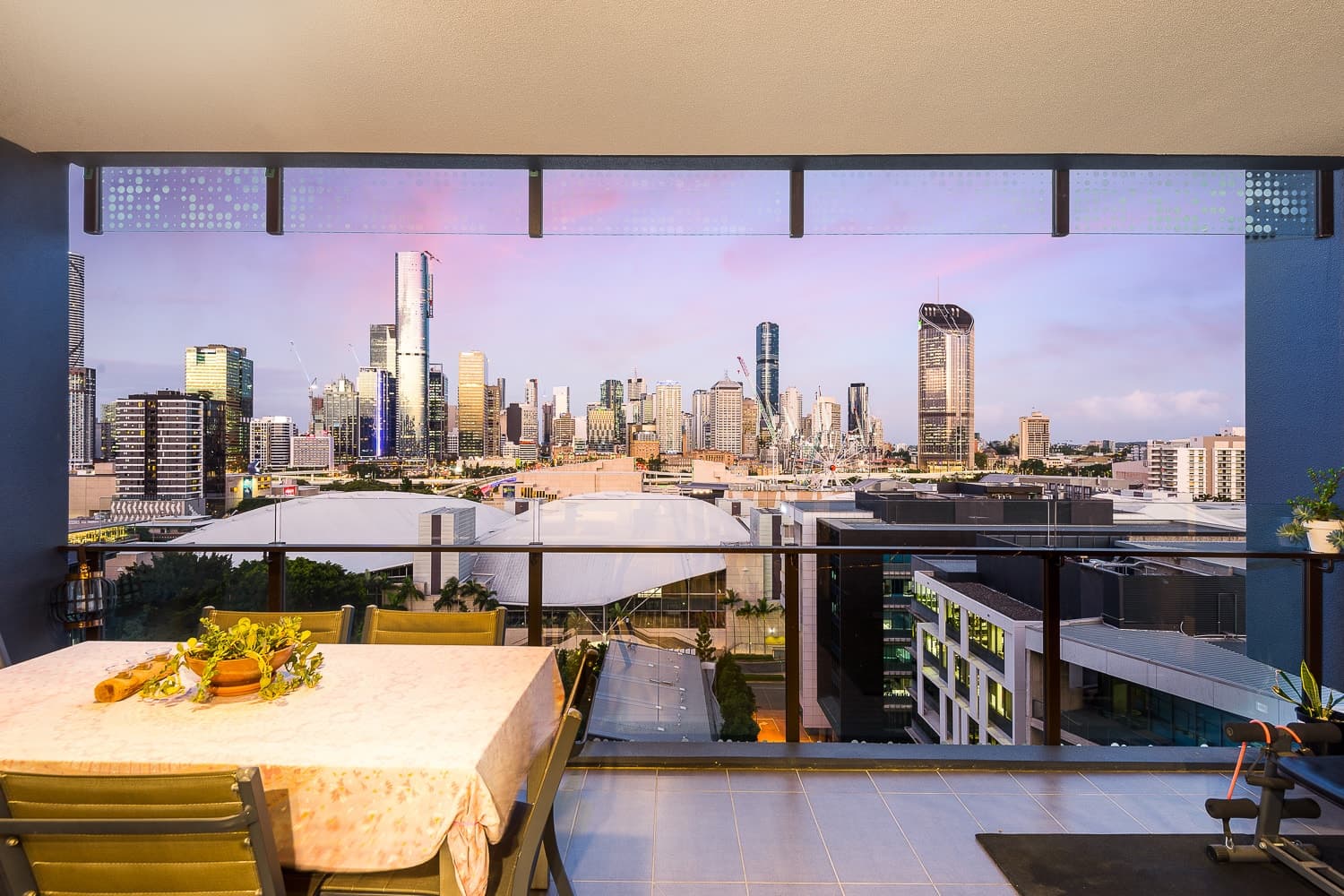 1409/47 Cordelia Street, South Brisbane - Thumbnail 2