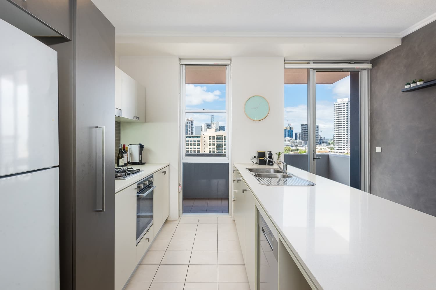 3010/3 Parkland Boulevard, Brisbane City - Thumbnail 8