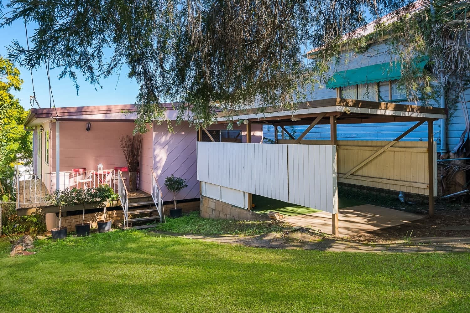 11 Agnew Street, Norman Park - Image 1