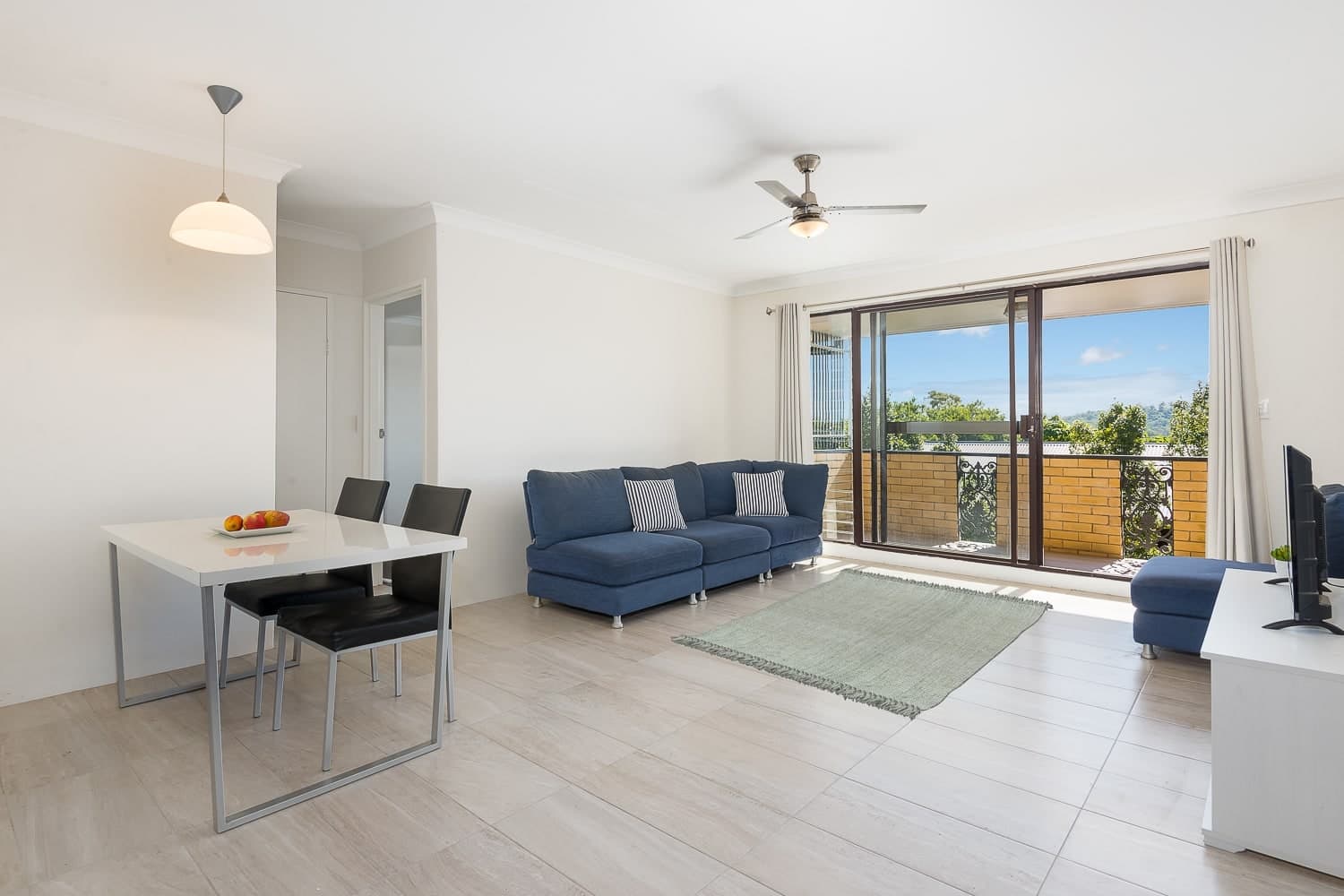 7/21 Lorne Street, Alderley - Image 1