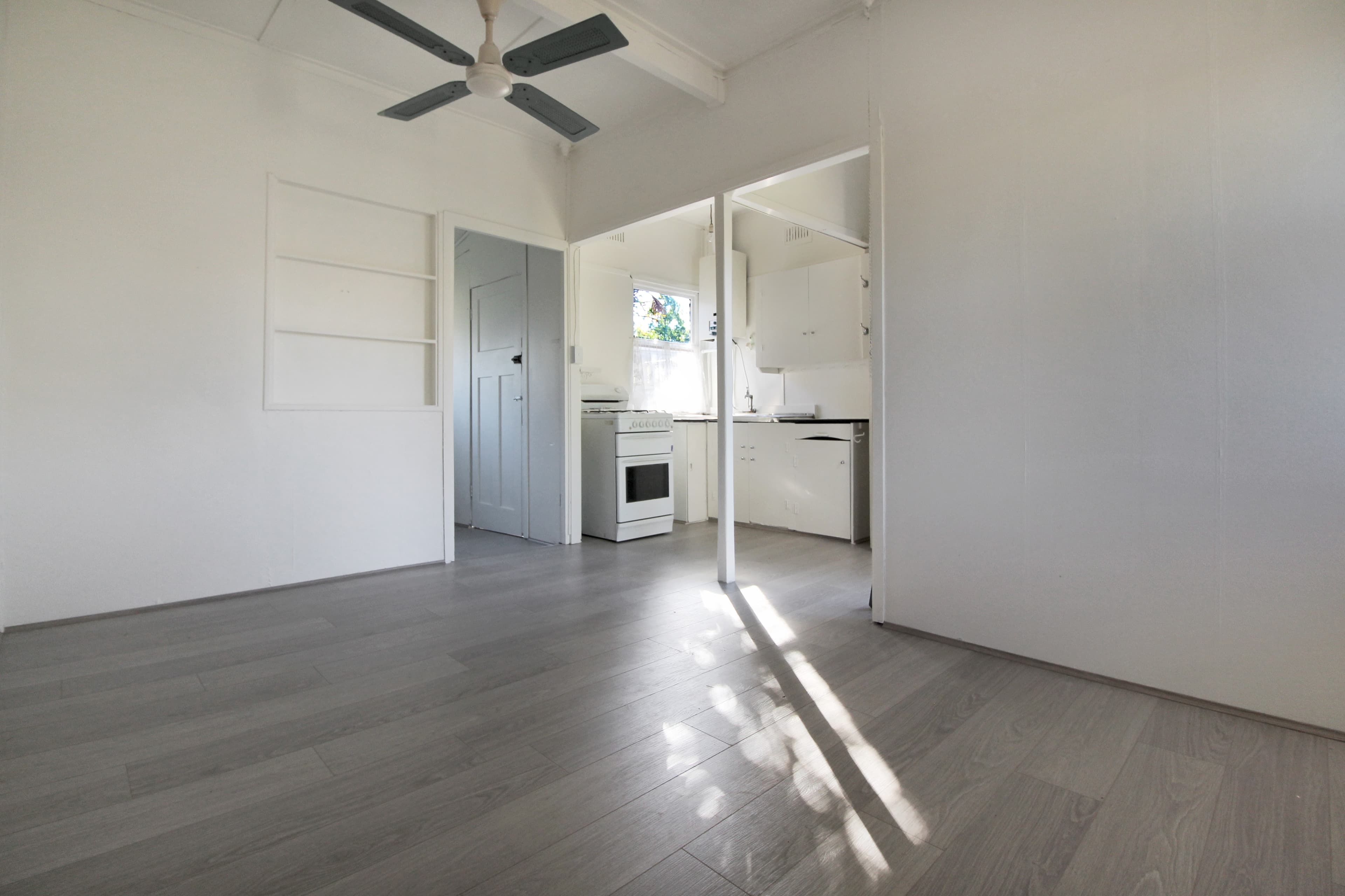 49 Carinya Ave, St Marys, St Marys - Thumbnail 3