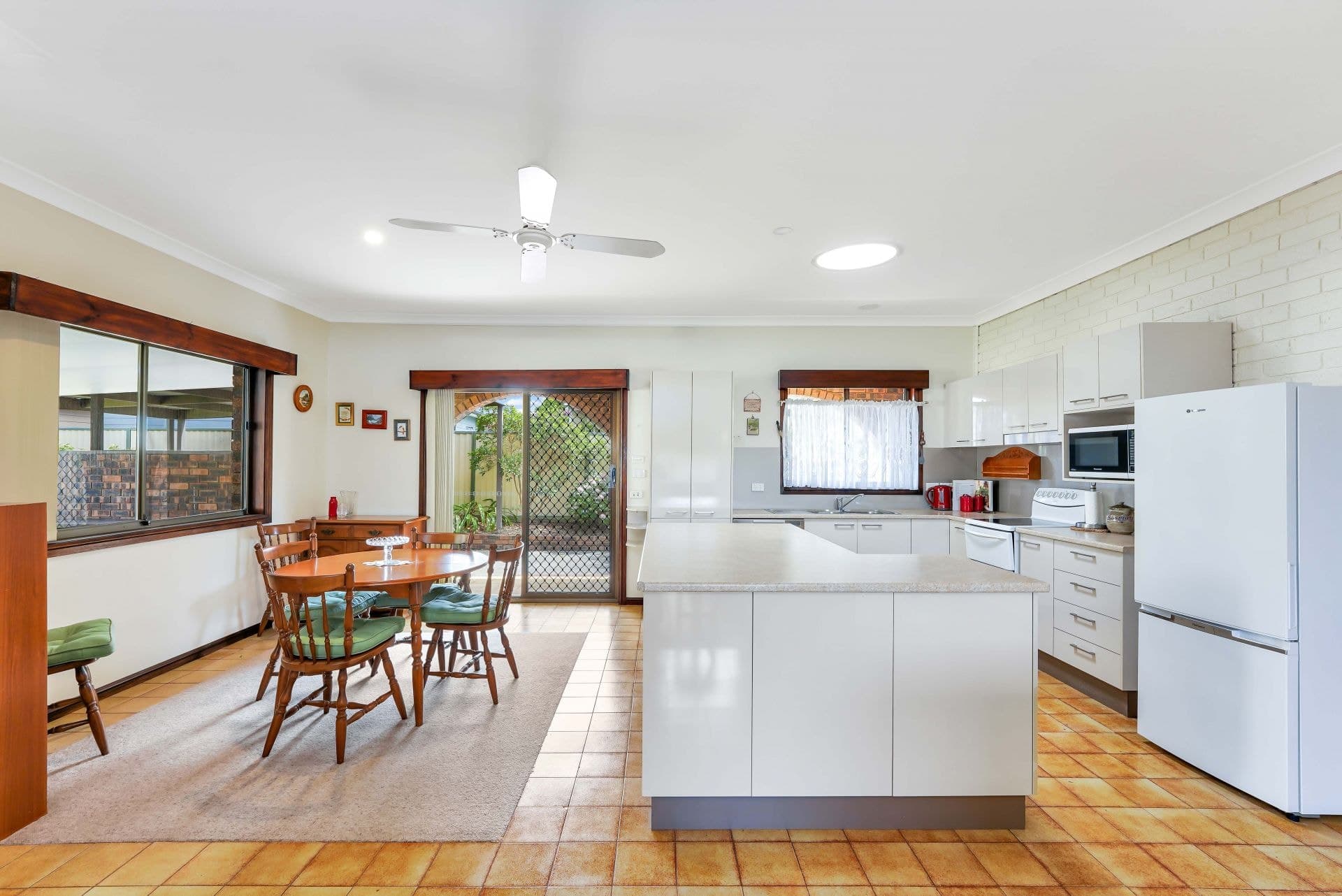 74 Dudley Street, Gorokan NSW, Gorokan - Thumbnail 3