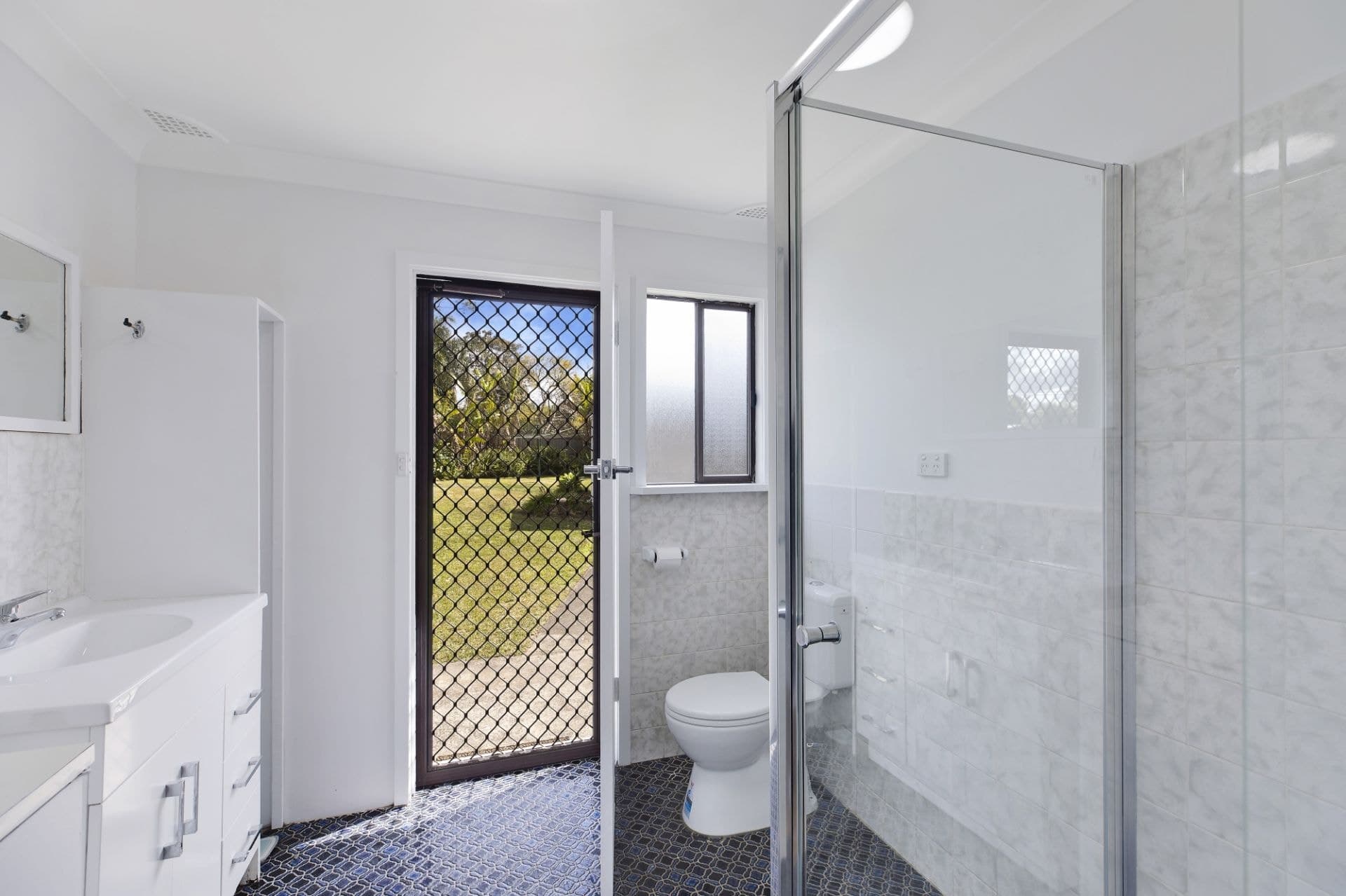 130 Panorama Avenue, Charmhaven NSW, Charmhaven - Thumbnail 8