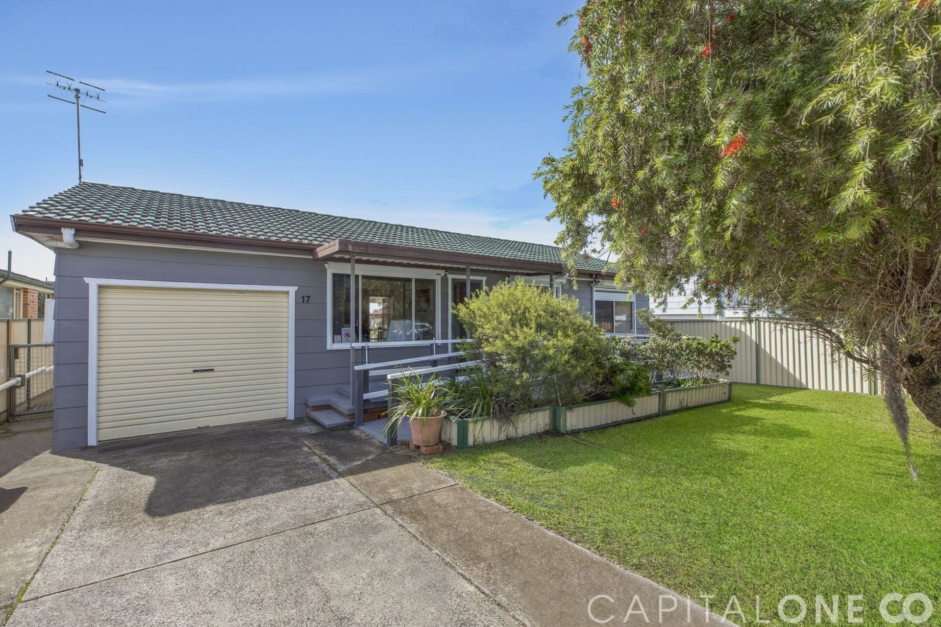 17 Koorana Avenue, Gorokan NSW, Gorokan - Thumbnail 2