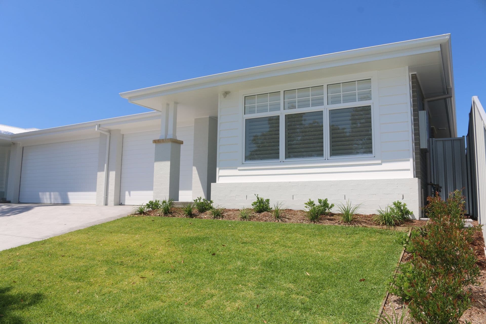 6a Lyle Street, Lake Haven NSW, Lake Haven - Image 1