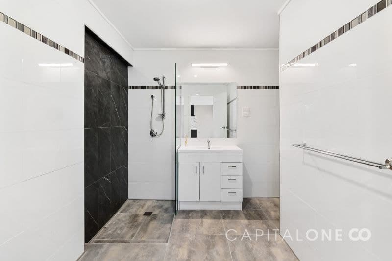 43 Allambee Crescent, Blue Haven NSW, Blue Haven - Thumbnail 5
