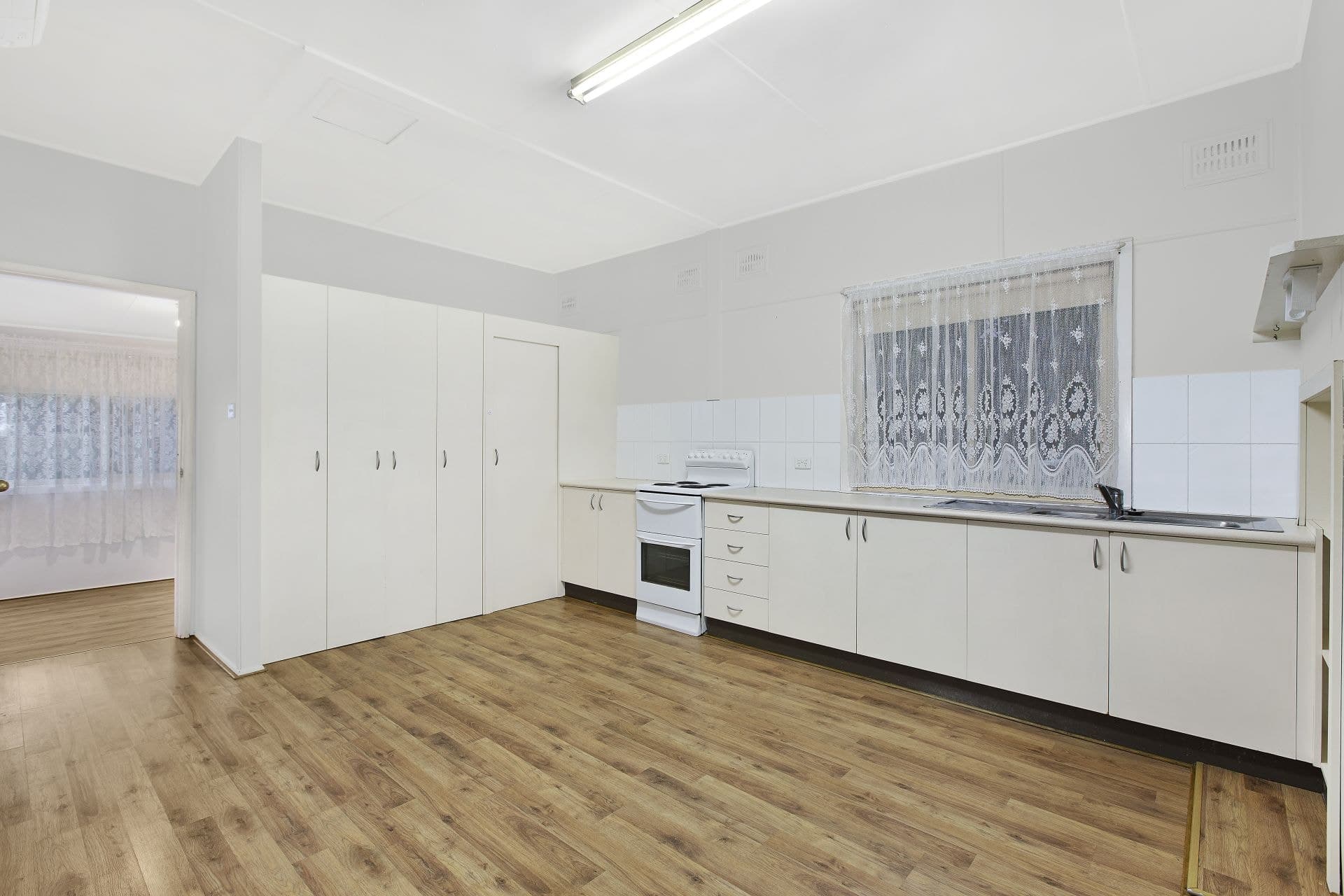 42 Panonia Road, Wyong NSW, Wyong - Thumbnail 3