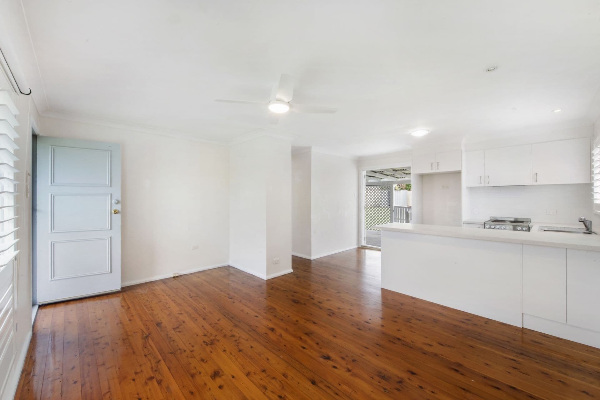 37 Carinya Street, Charmhaven NSW, Charmhaven - Thumbnail 5