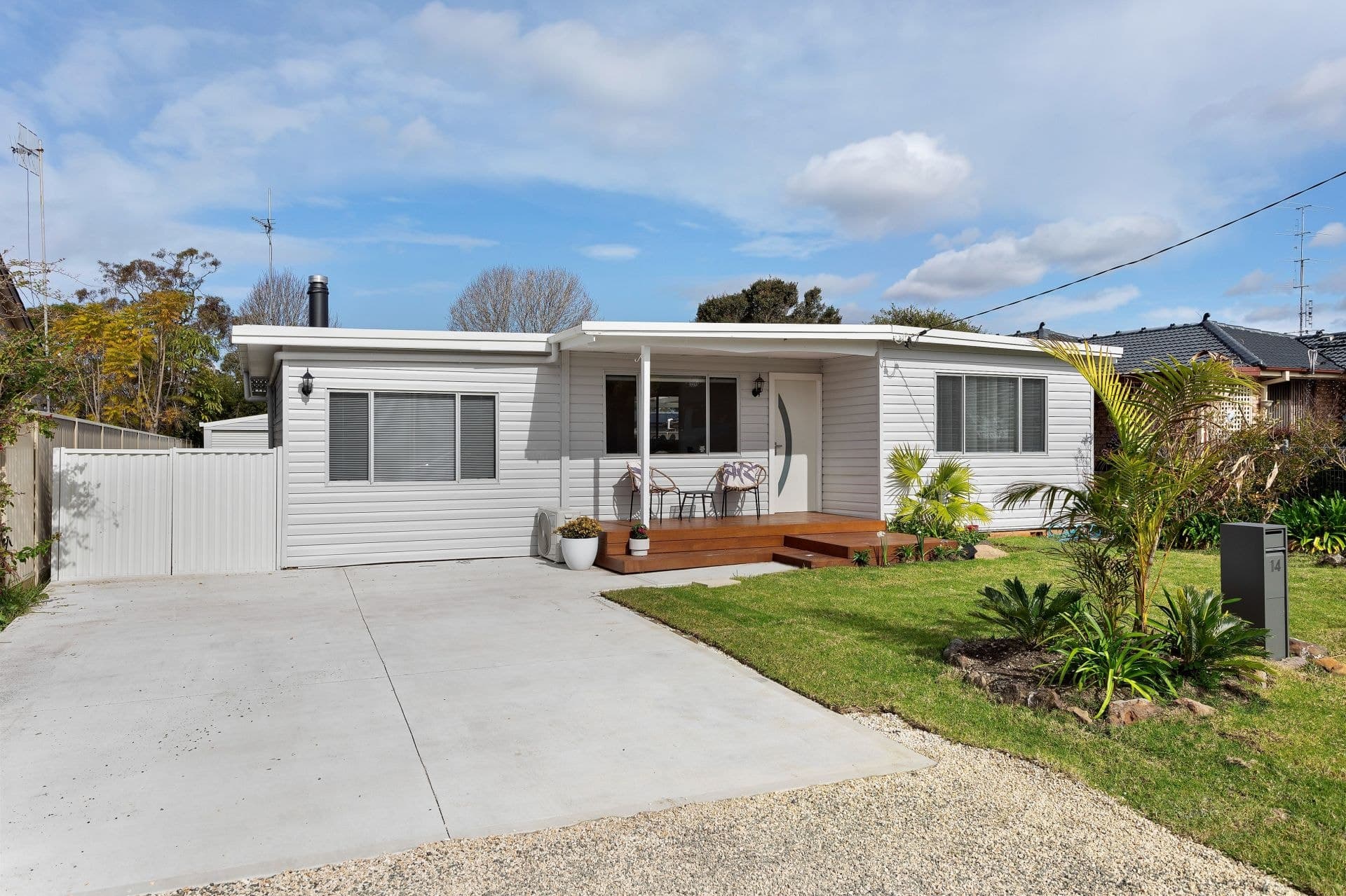 14 Danbury Avenue, Gorokan NSW, Gorokan - Thumbnail 3