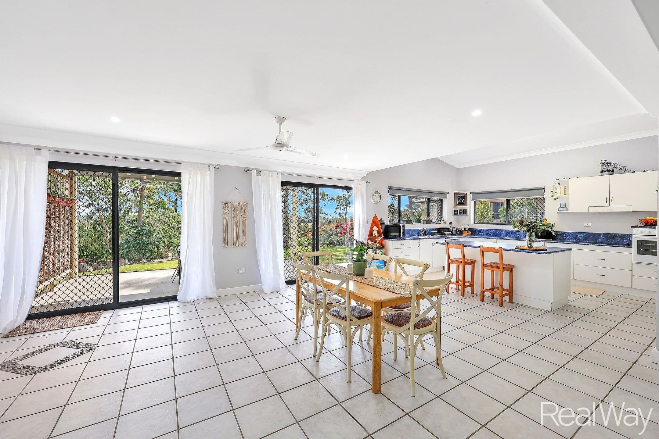 3 Louise Court, Branyan QLD 4670, Branyan - Thumbnail 6