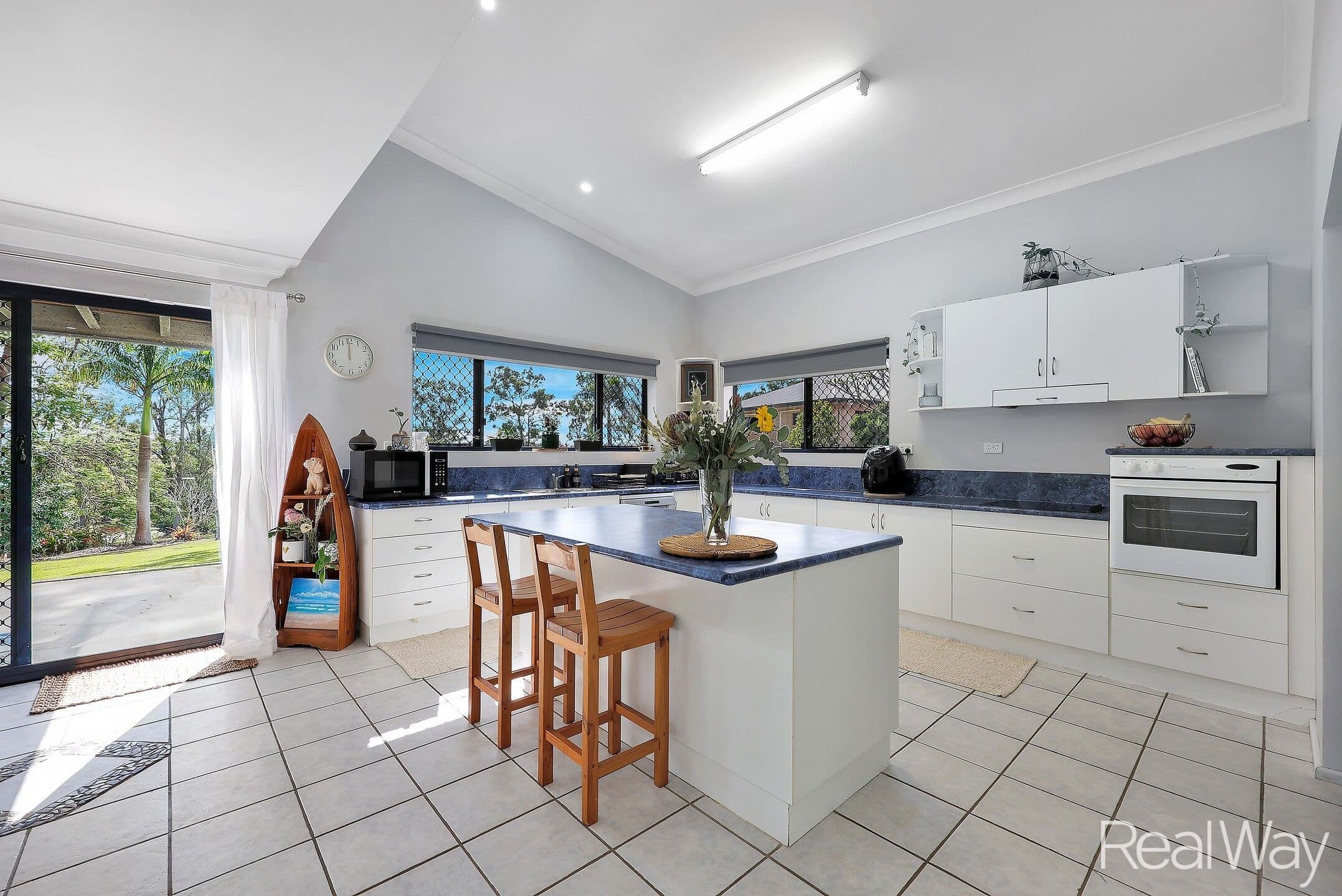 3 Louise Court, Branyan QLD 4670, Branyan - Thumbnail 7