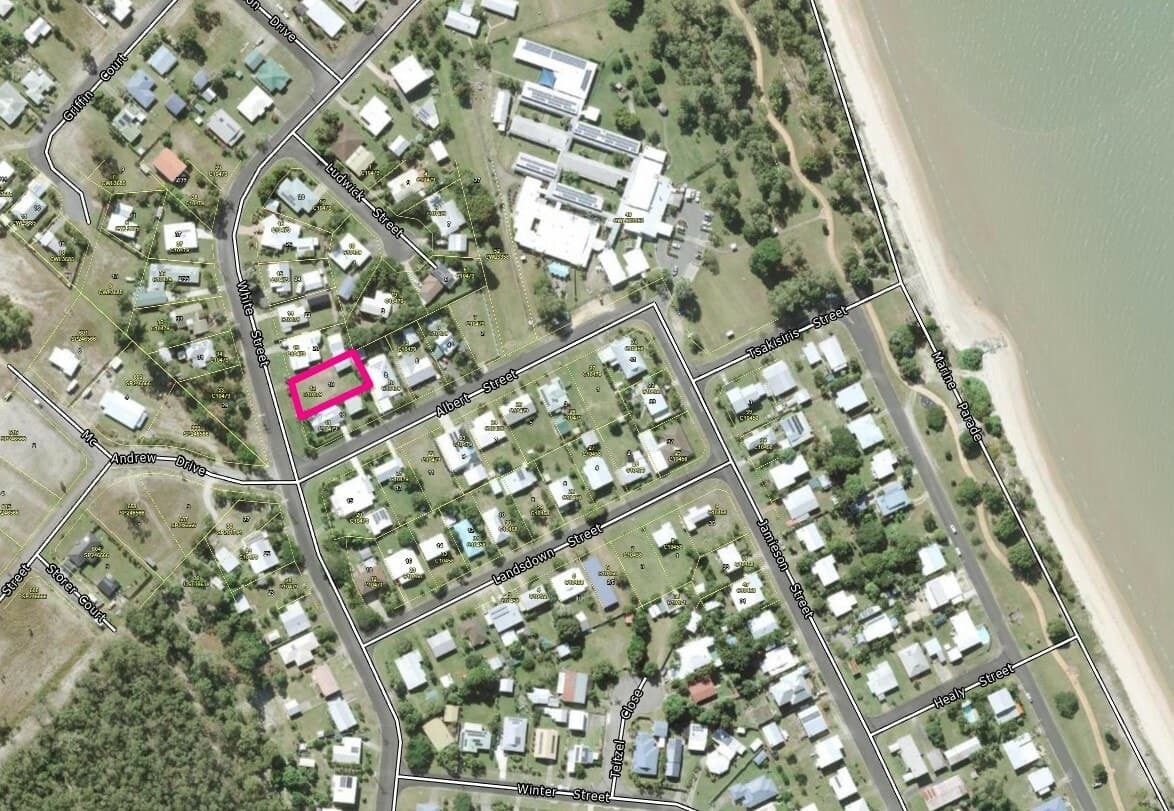 18 White St, Cardwell QLD 4849, Cardwell - Thumbnail 5
