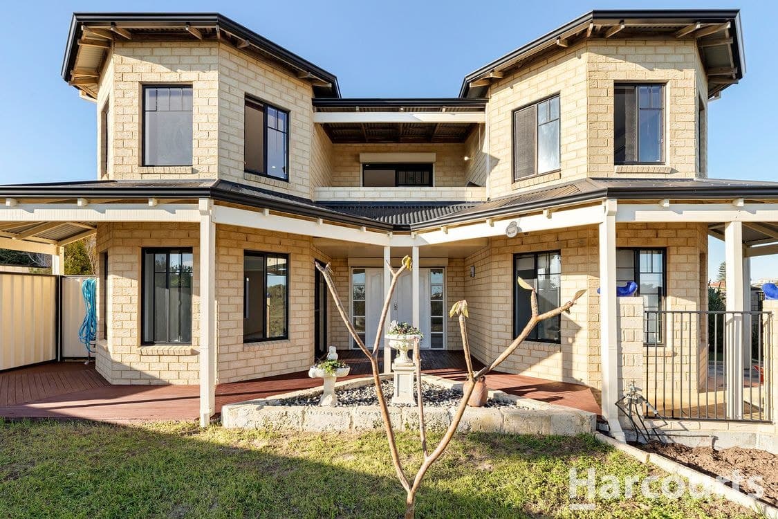 84B Janis Street, HALLS HEAD, WA 6210, Halls Head - Thumbnail 3