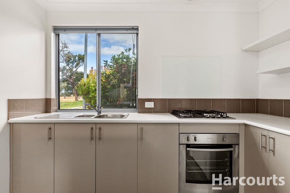 27 Sheffield Green, GREENFIELDS, WA 6210, Greenfields - Thumbnail 3