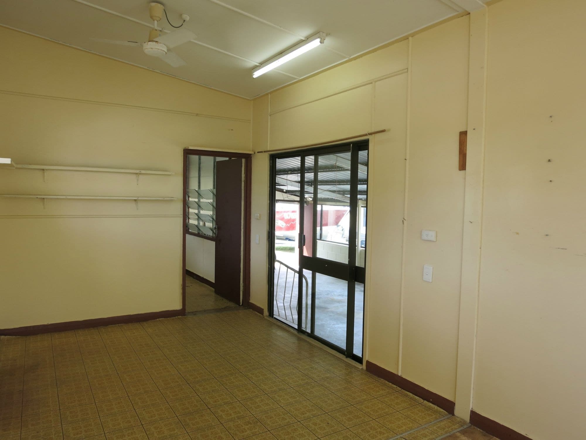 113 Roma Street, Cardwell QLD 4849, Cardwell - Thumbnail 6