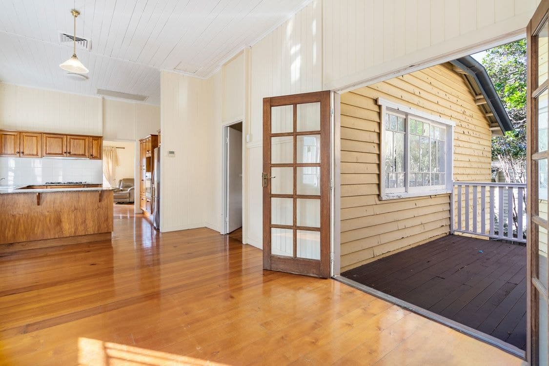 7 Hipwood Avenue, COORPAROO, QLD 4151, Coorparoo - Thumbnail 4