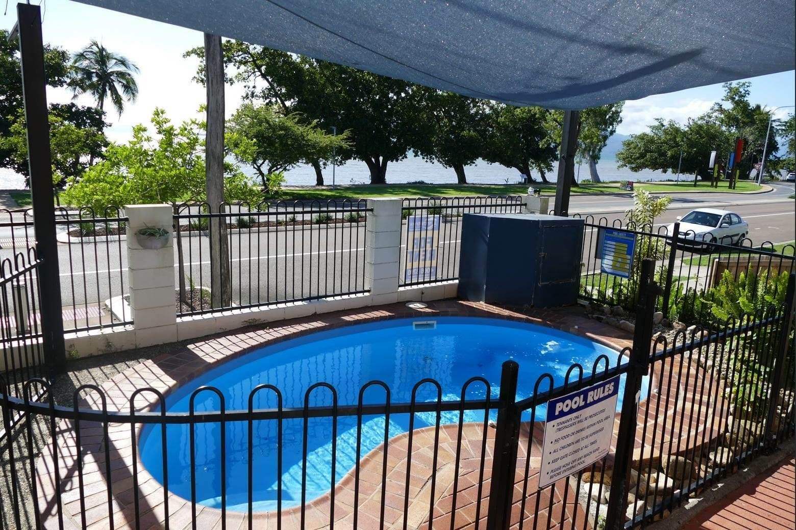 Unit 2, 25 Victoria St, Cardwell QLD 4849, Cardwell - Thumbnail 2