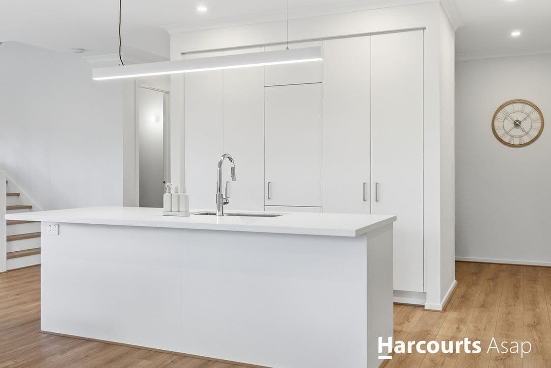 15 Spurge Road, Officer, VIC 3809, Officer - Thumbnail 4