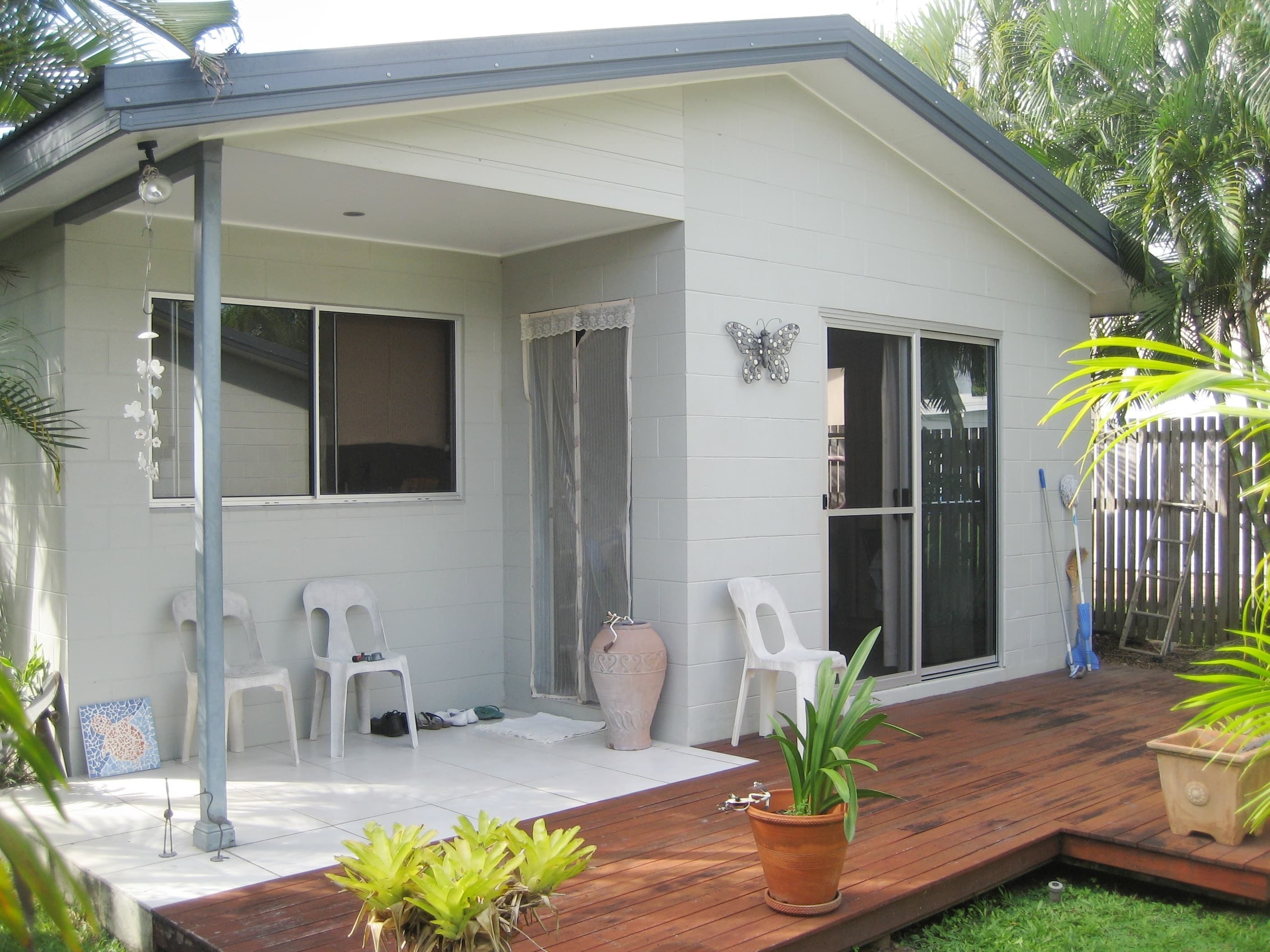 Unit 4, 13 Toohey St, Cardwell QLD 4849, Cardwell - Image 1