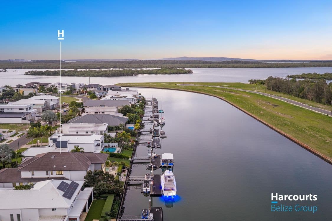 67 Marina Parade, JACOBS WELL, QLD 4208, Jacobs Well - Thumbnail 3