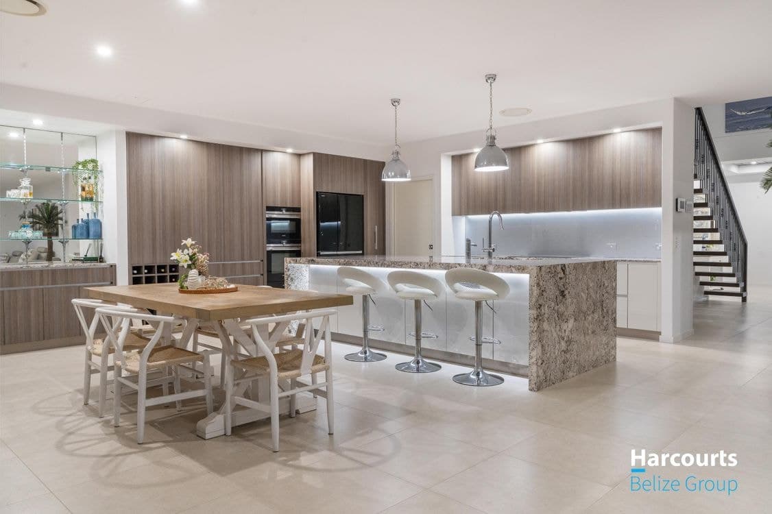67 Marina Parade, JACOBS WELL, QLD 4208, Jacobs Well - Thumbnail 6