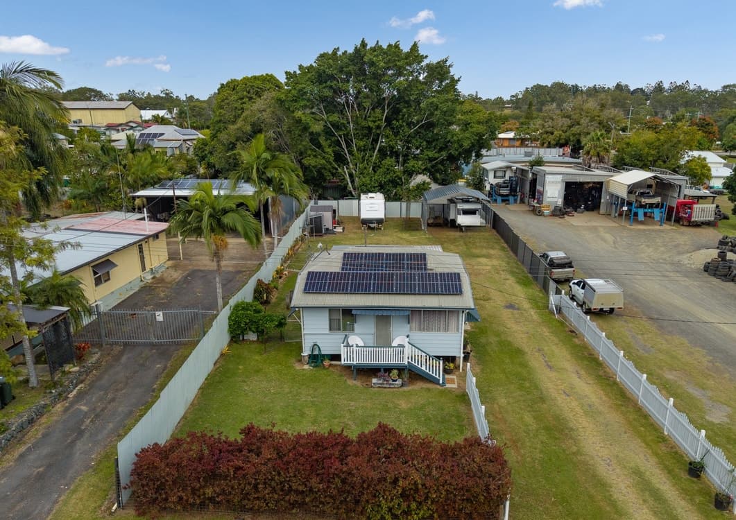 15 Elliott Street, GIN GIN, QLD 4671, Gin Gin - Image 1