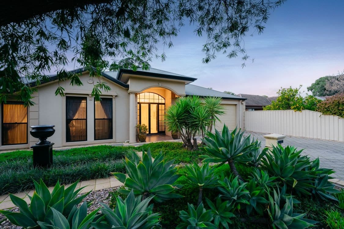 3 Lynly Crescent, ROSTREVOR, SA 5073, Rostrevor - Image 1