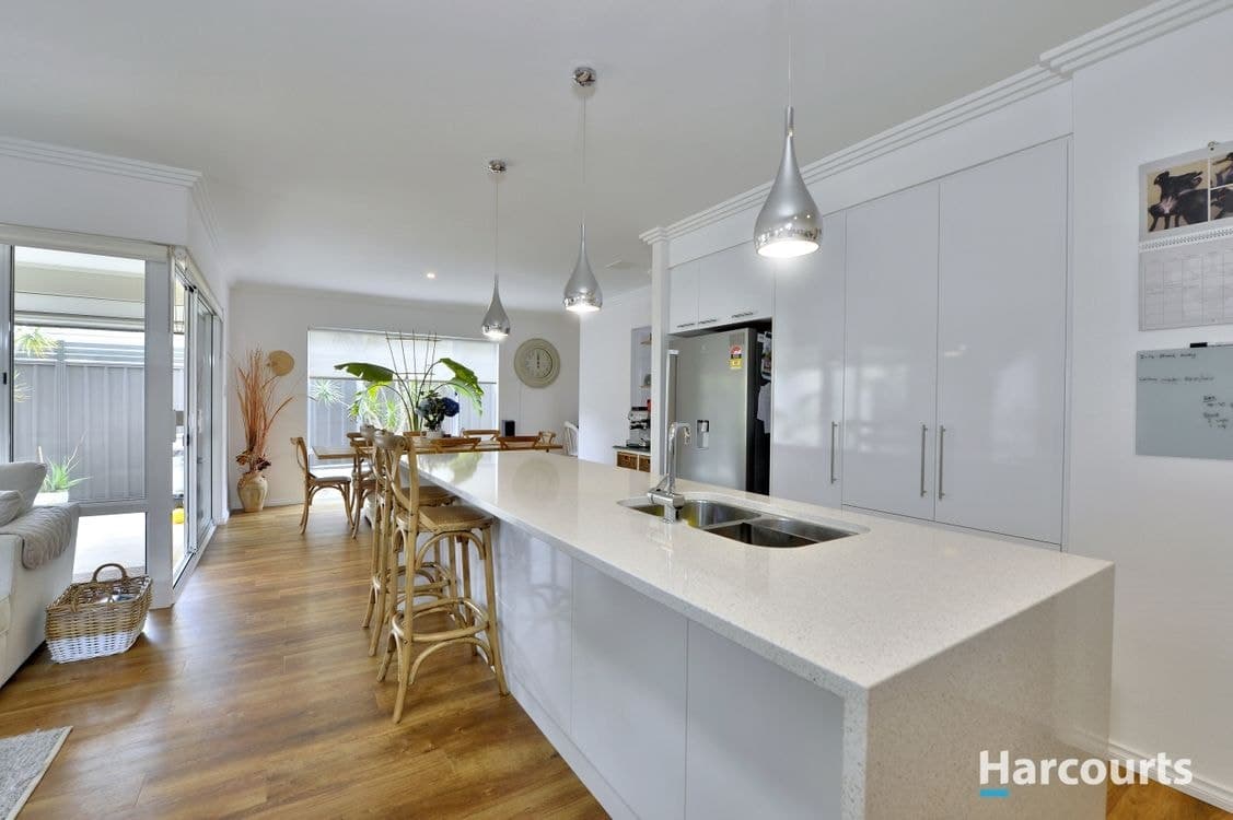 76 Leisure Way, HALLS HEAD, WA 6210, Halls Head - Thumbnail 8