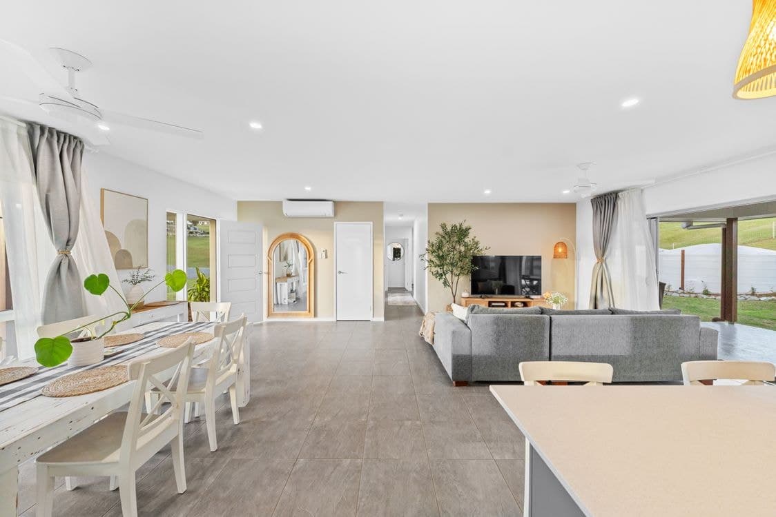 88 Overlander Avenue, CHATSWORTH, QLD 4570, Chatsworth - Thumbnail 5