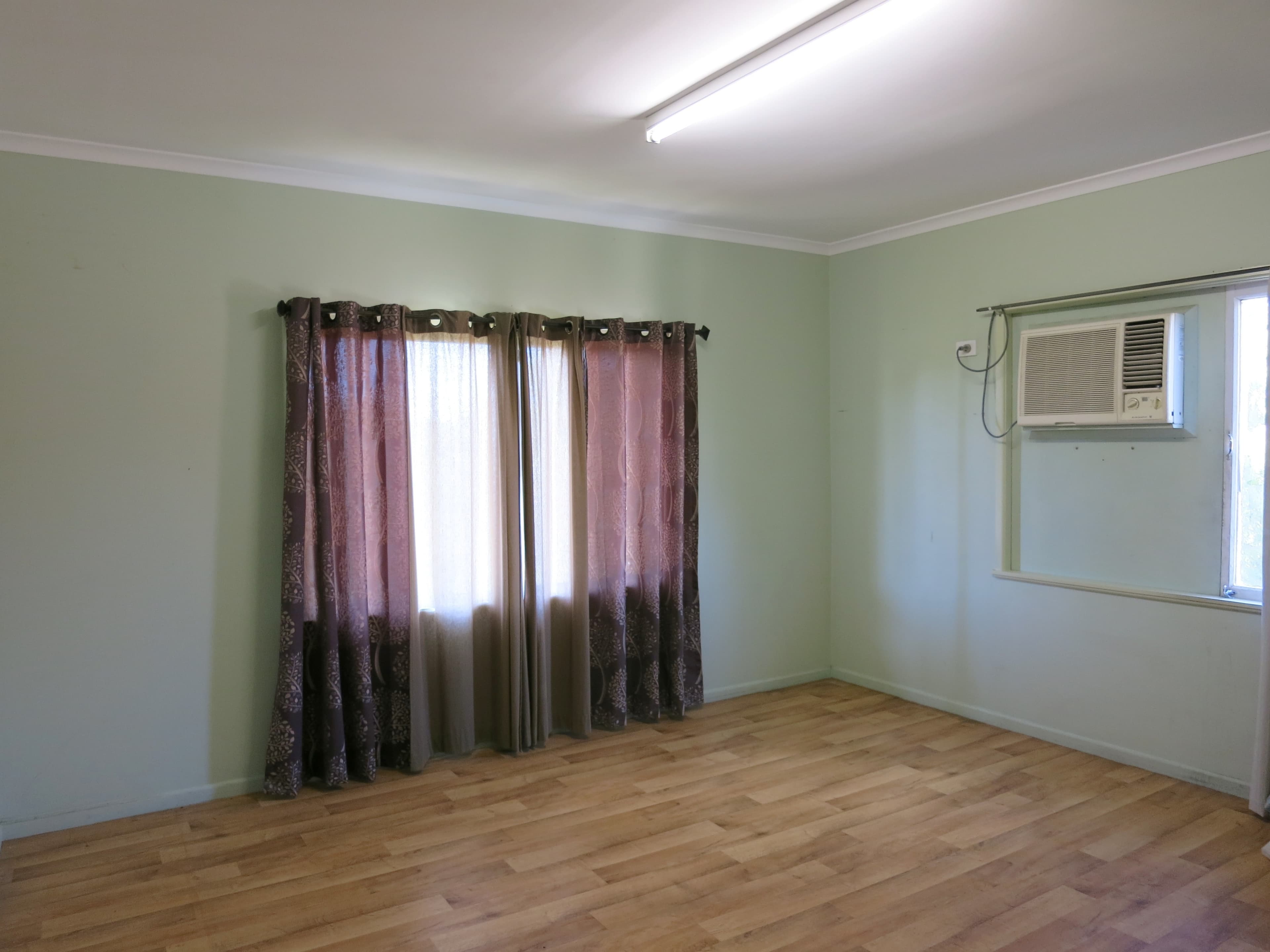 81 Roma St, Cardwell QLD 4849, Cardwell - Thumbnail 8