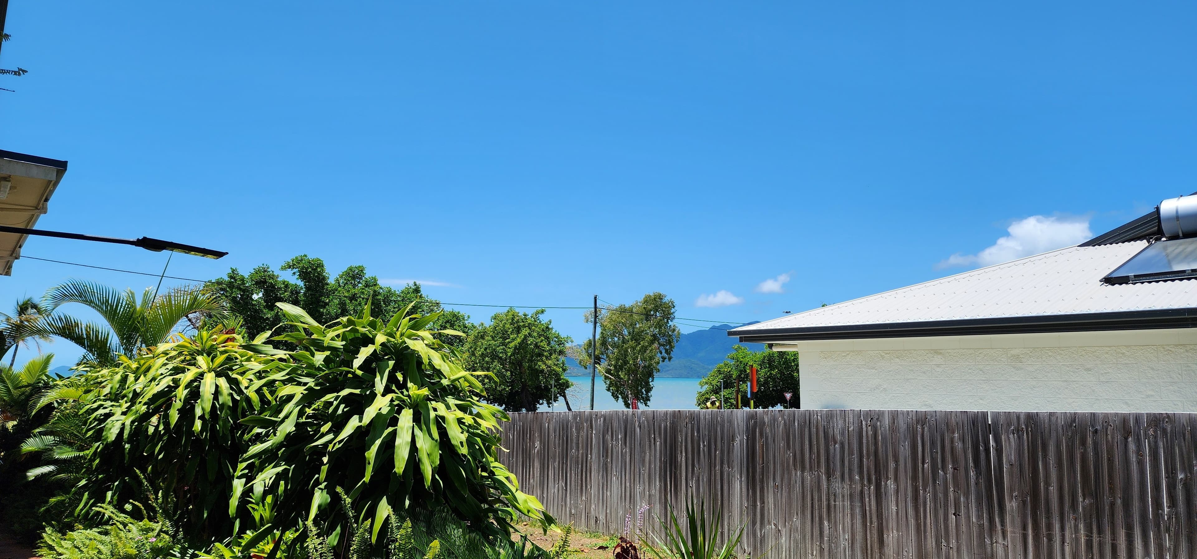 Unit 3, 25 Victoria St, Cardwell QLD 4849, Cardwell - Thumbnail 5