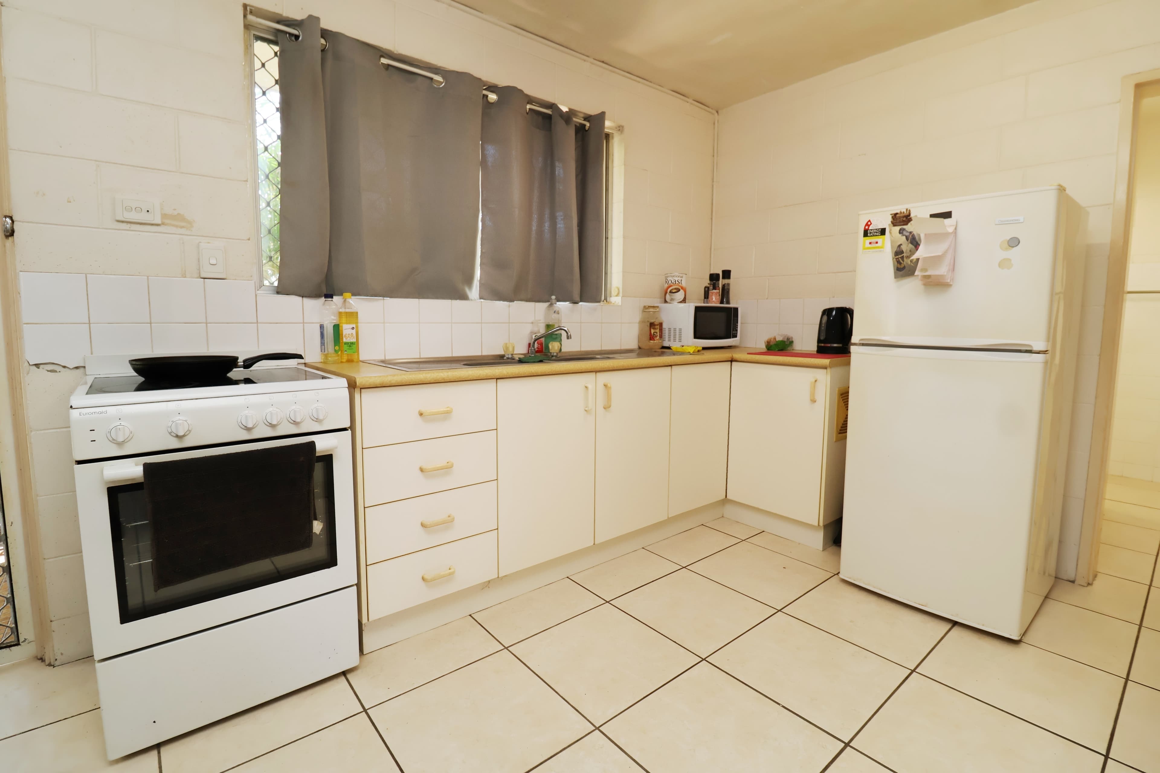 Unit 3, 25 Victoria St, Cardwell QLD 4849, Cardwell - Thumbnail 8