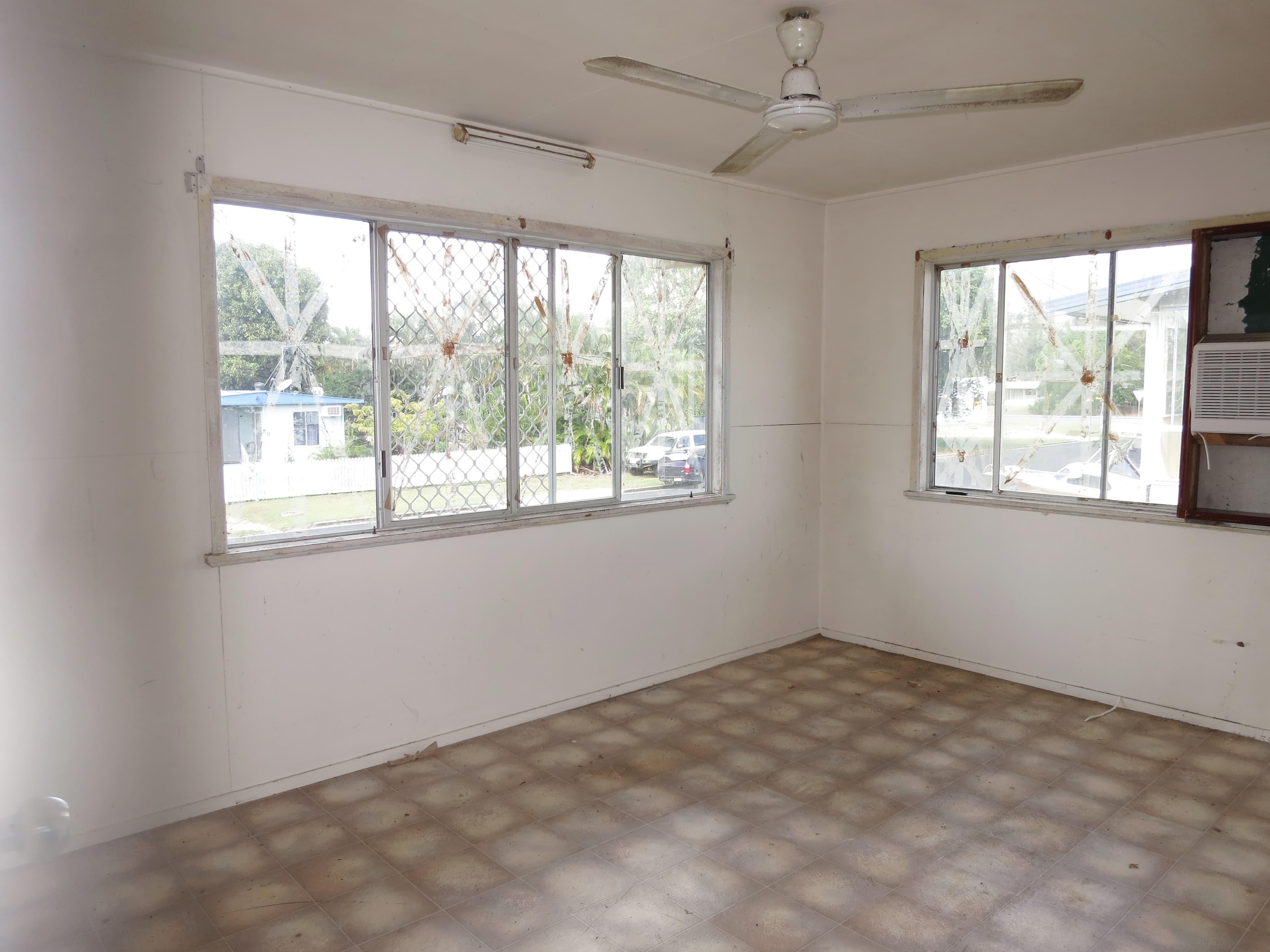 8 Toohey St, Cardwell QLD 4849, Cardwell - Thumbnail 7
