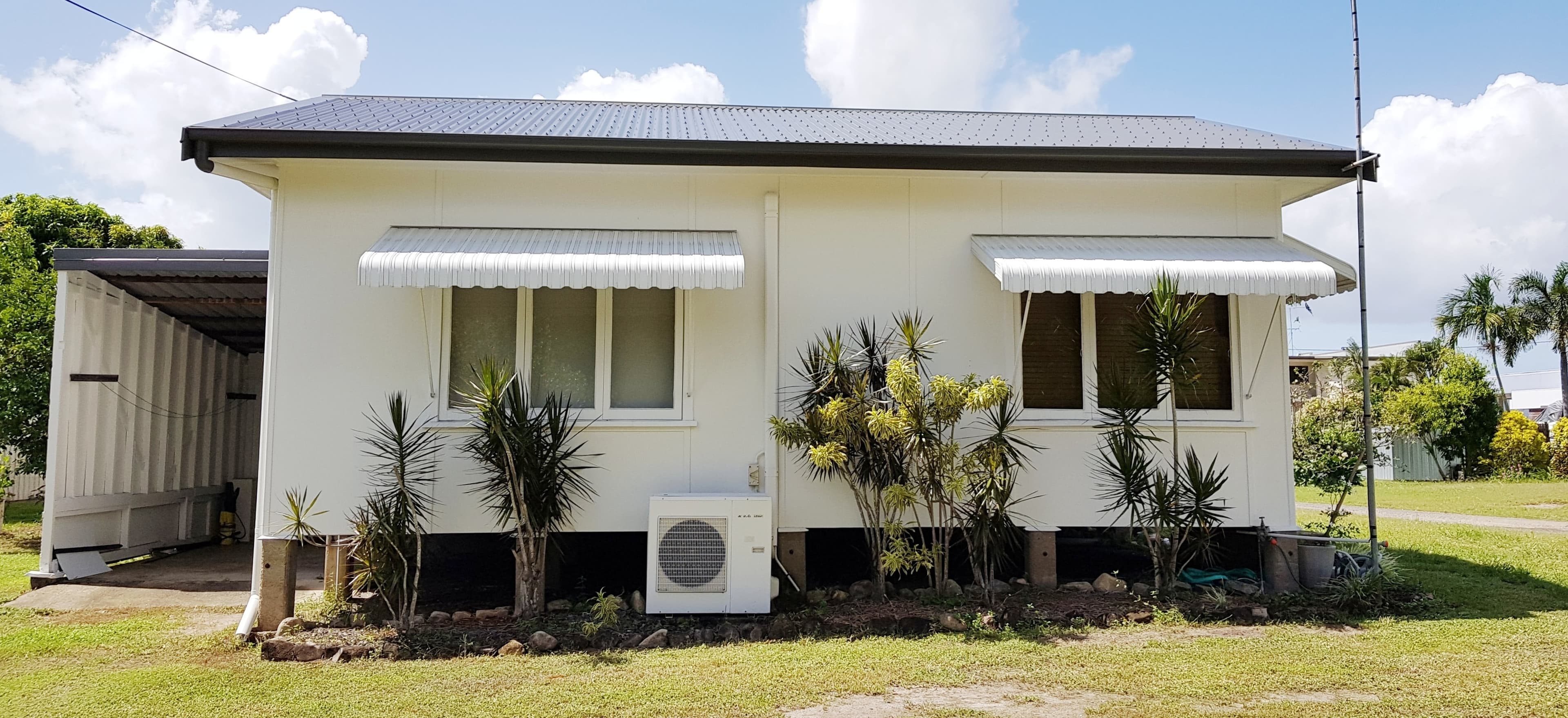 92 Bowen St, Cardwell QLD 4849, Cardwell - Thumbnail 3