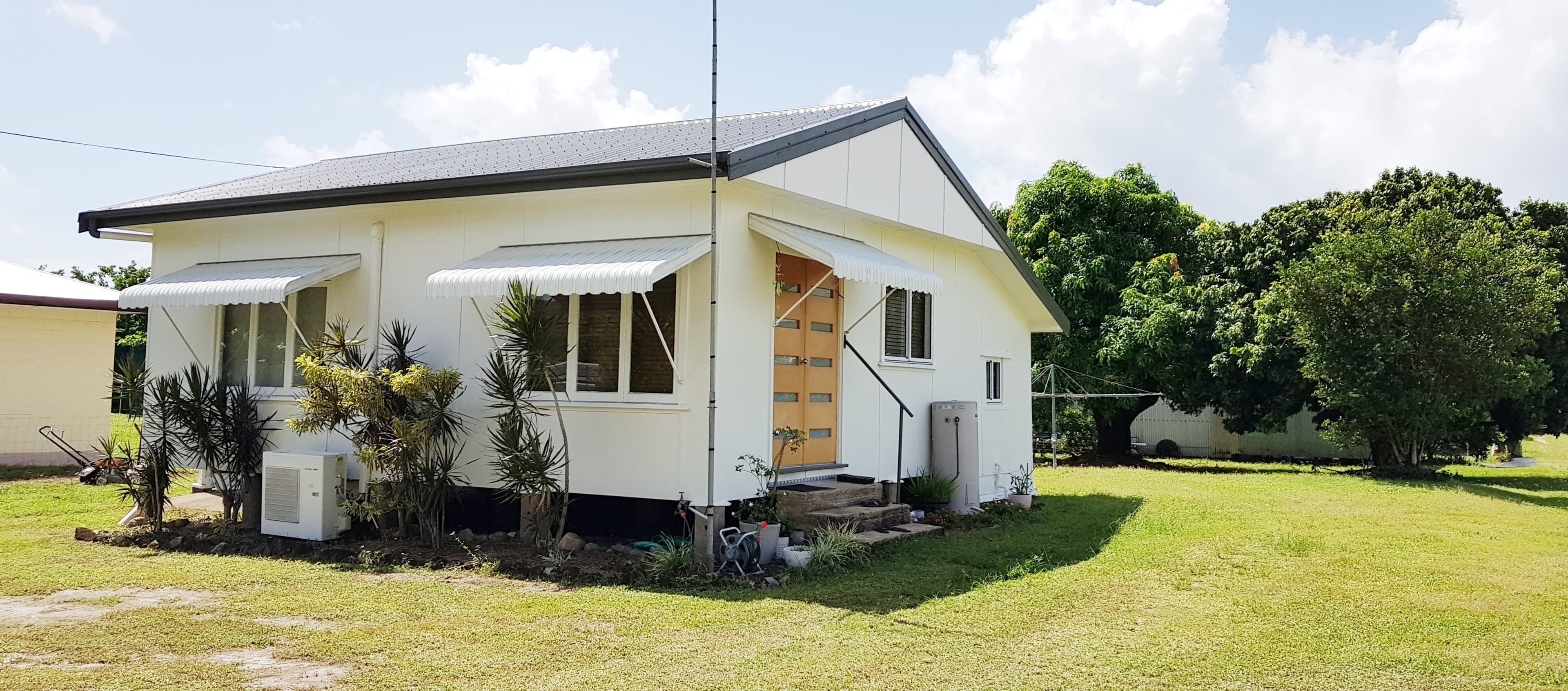 92 Bowen St, Cardwell QLD 4849, Cardwell - Thumbnail 4