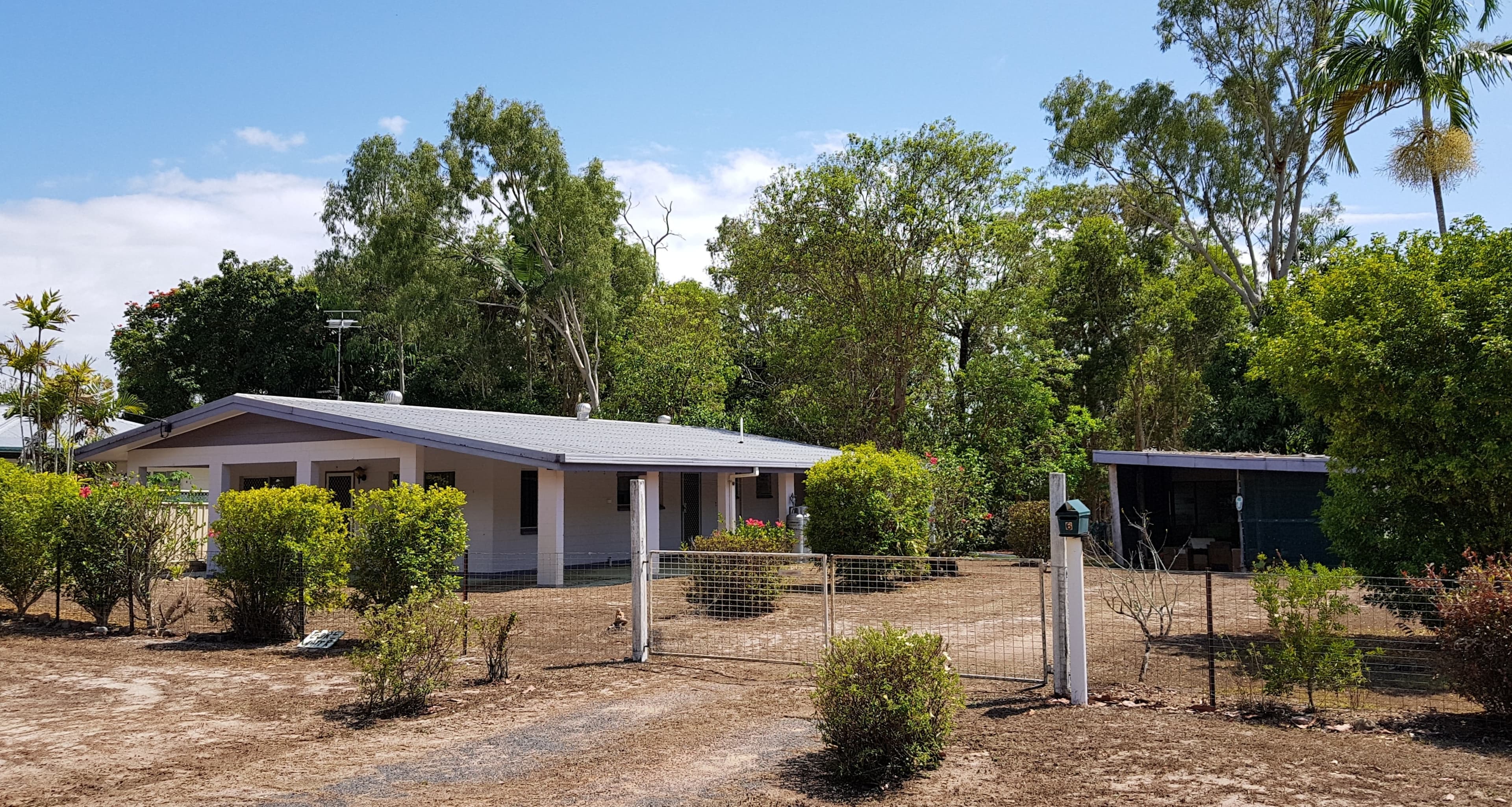 6 Roma St, Cardwell QLD 4849, Cardwell - Thumbnail 2