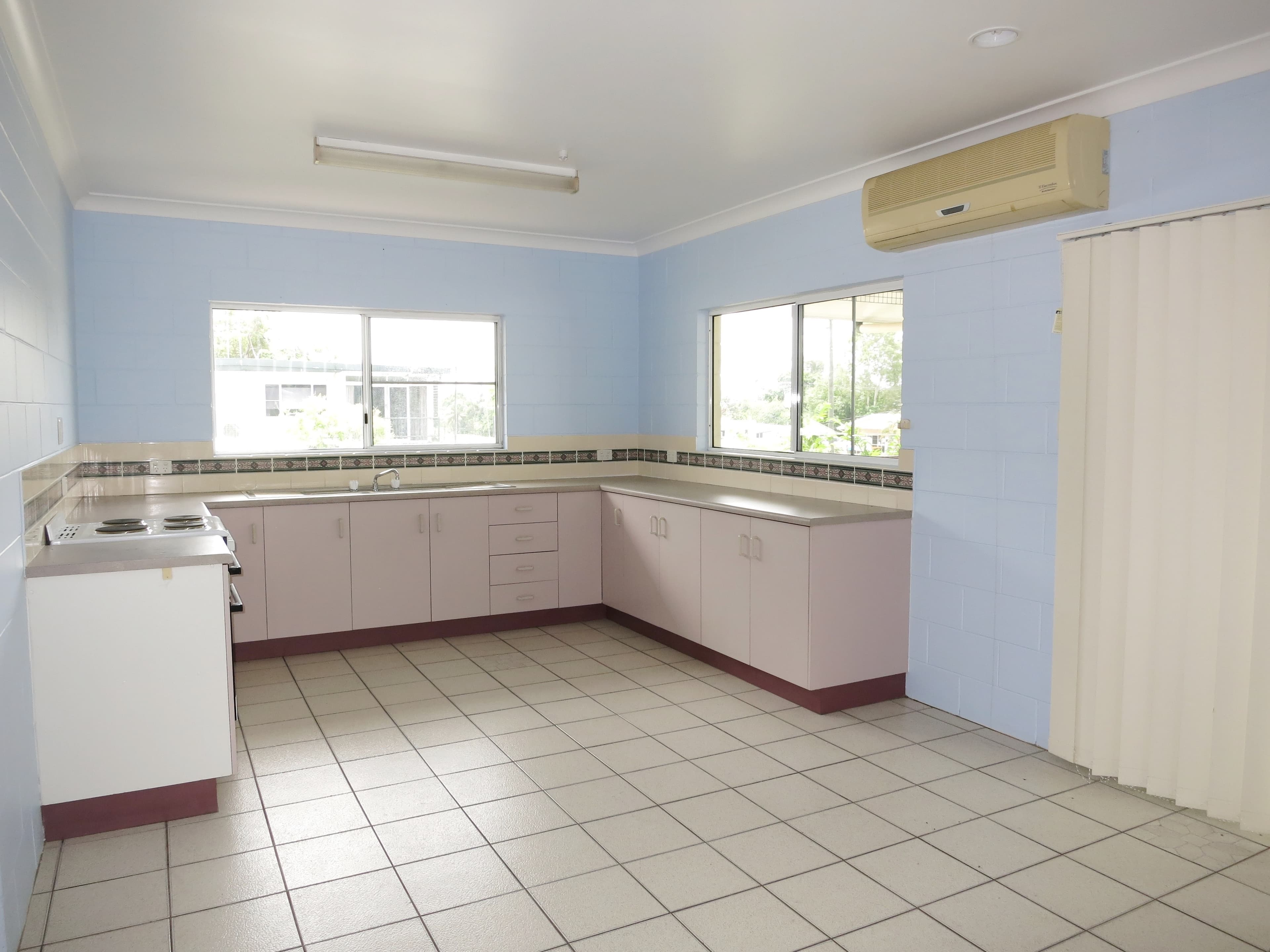 Unit 5, 231 Victoria St, Cardwell QLD 4849, Cardwell - Thumbnail 8