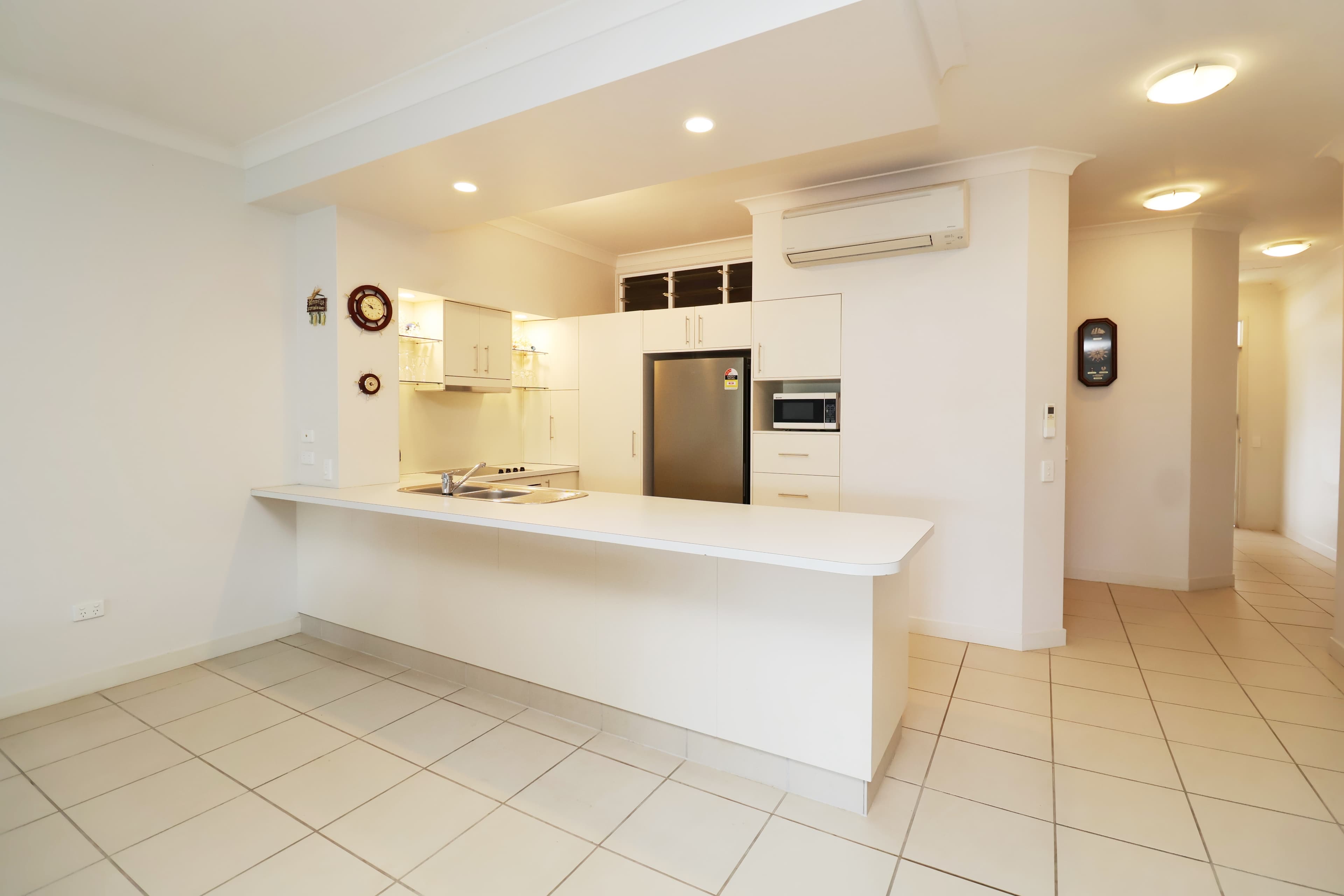 Unit 17, 20-24 Poinciana Bvd, Cardwell QLD 4849, Cardwell - Thumbnail 3