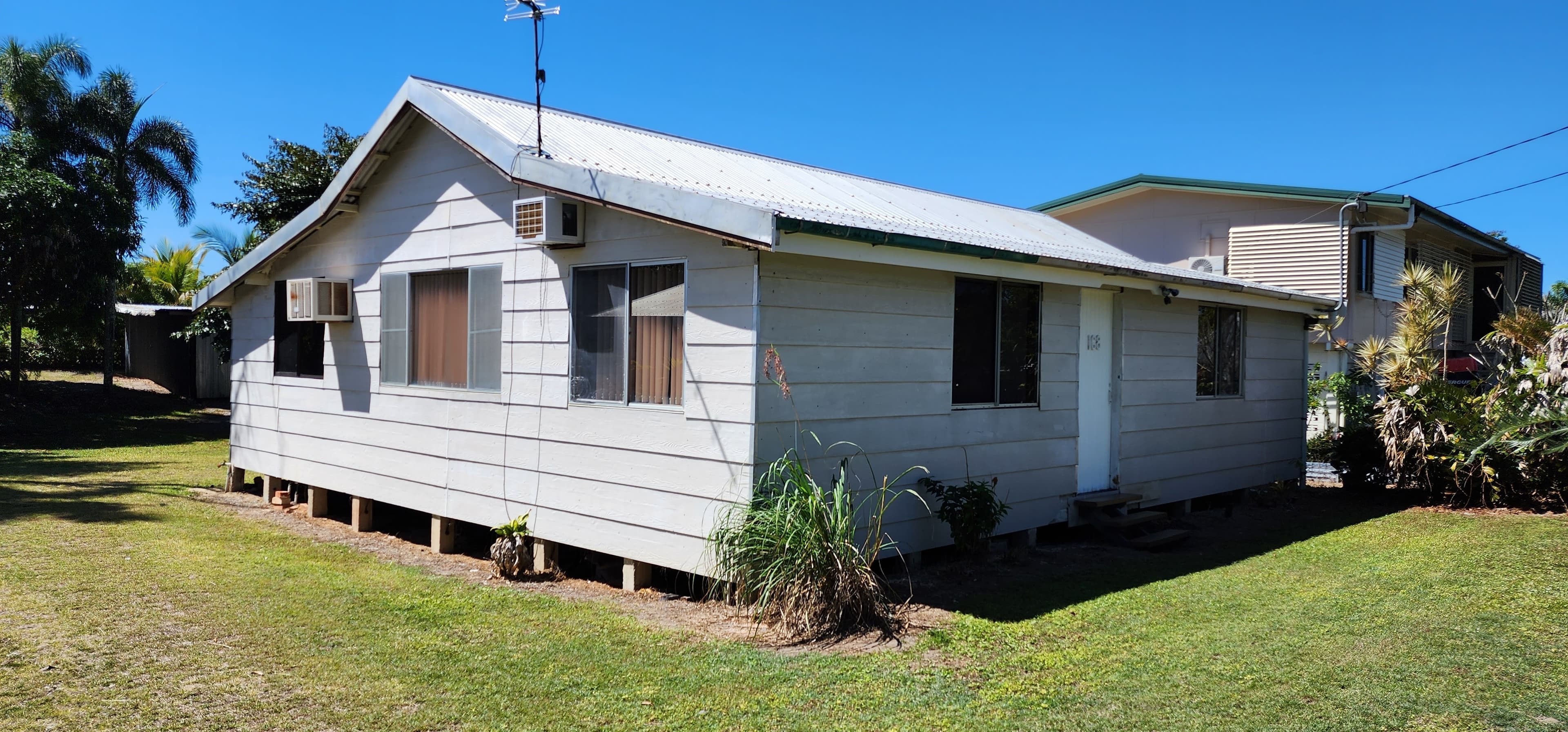 168 Victoria St, Cardwell QLD 4849, Cardwell - Thumbnail 3