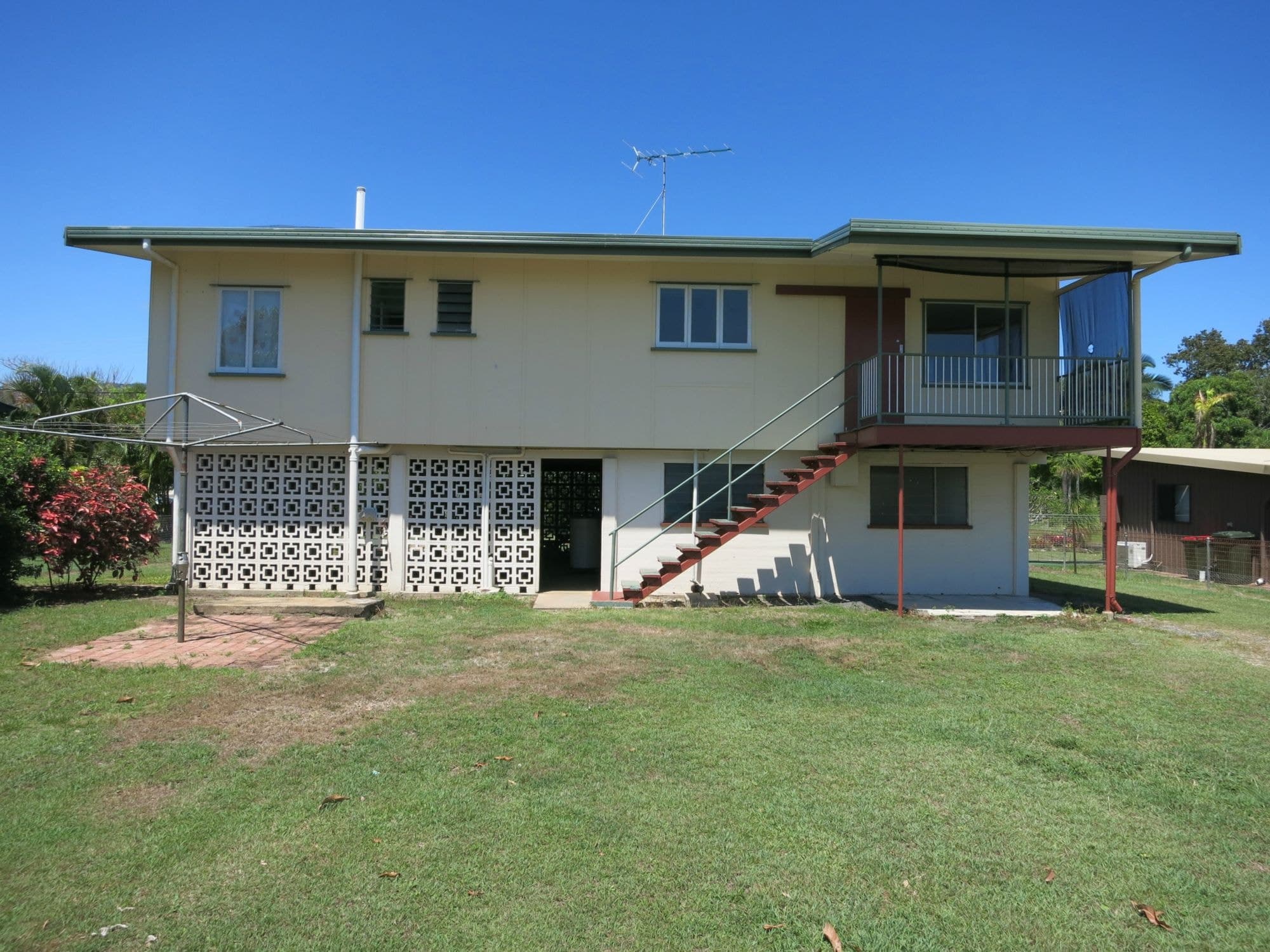 12 Eden Street, Cardwell QLD 4849, Cardwell - Thumbnail 4