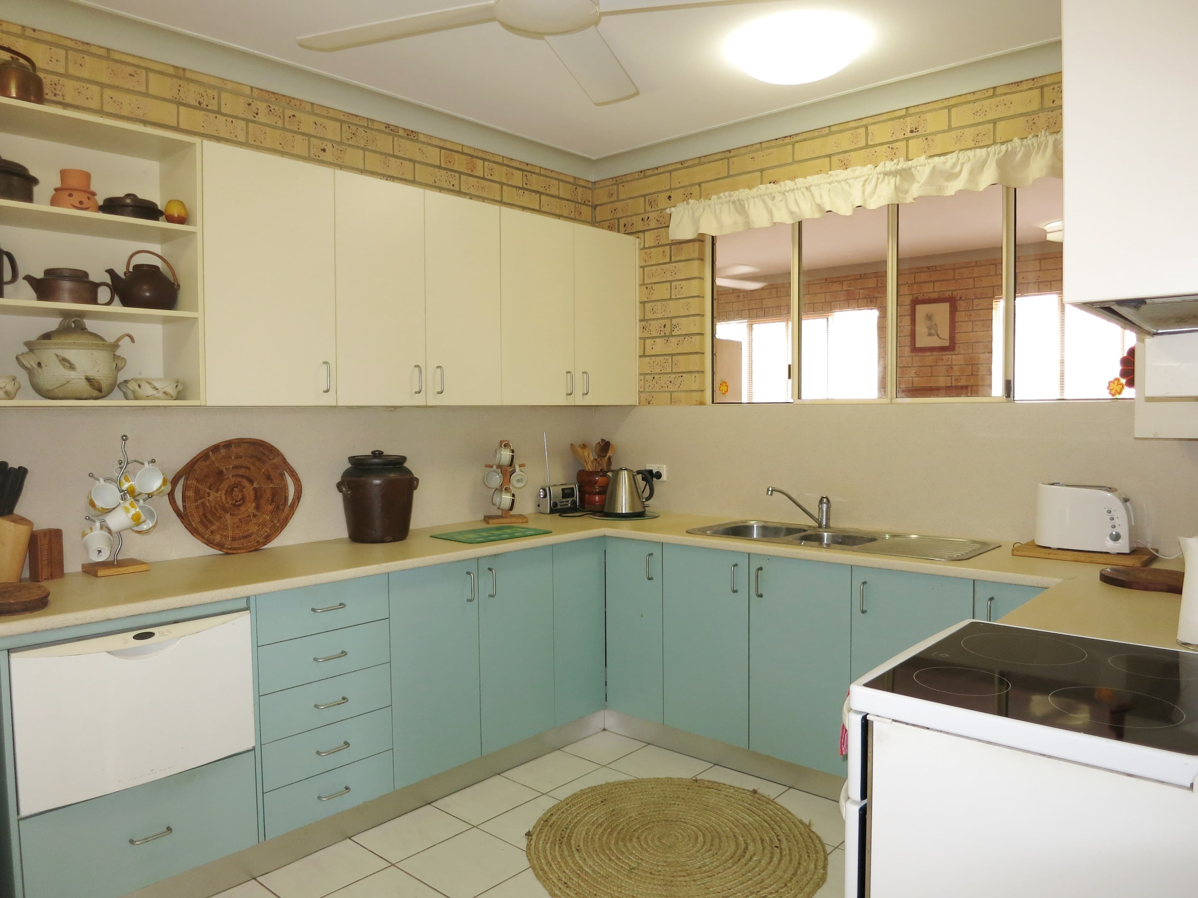 3 Ferguson St, Cardwell QLD 4849, Cardwell - Thumbnail 6