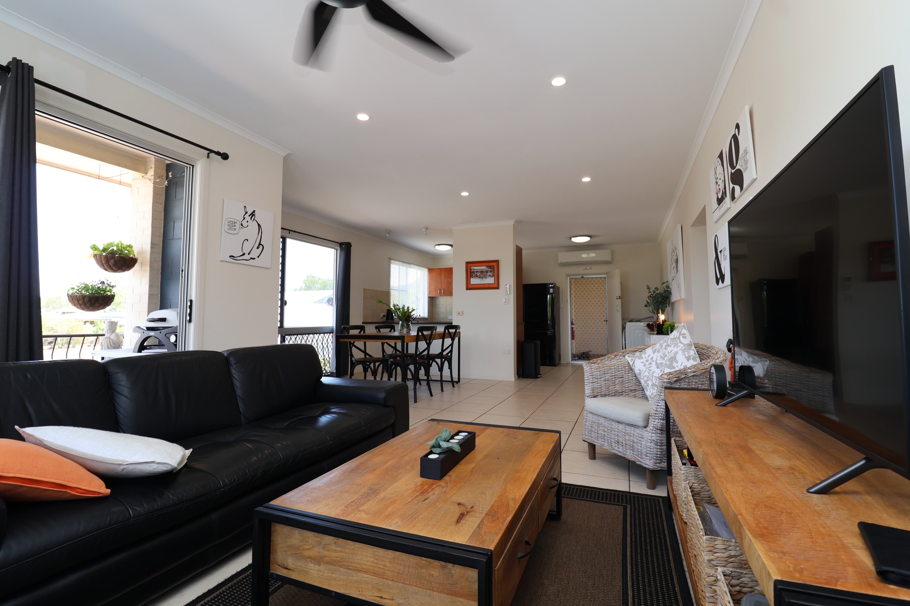 Unit 4, 25 Victoria St, Cardwell QLD 4849, Cardwell - Thumbnail 7
