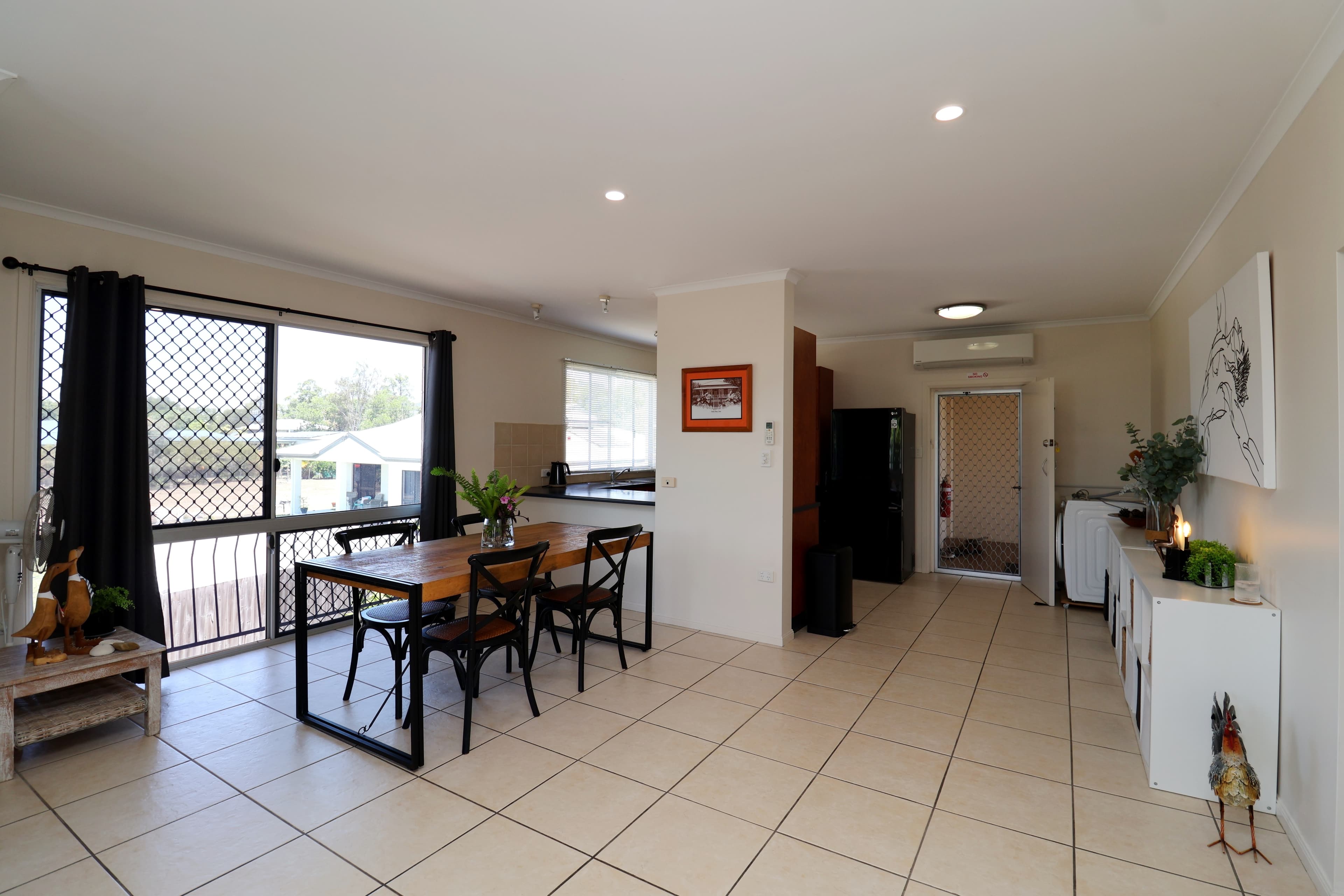 Unit 4, 25 Victoria St, Cardwell QLD 4849, Cardwell - Thumbnail 8