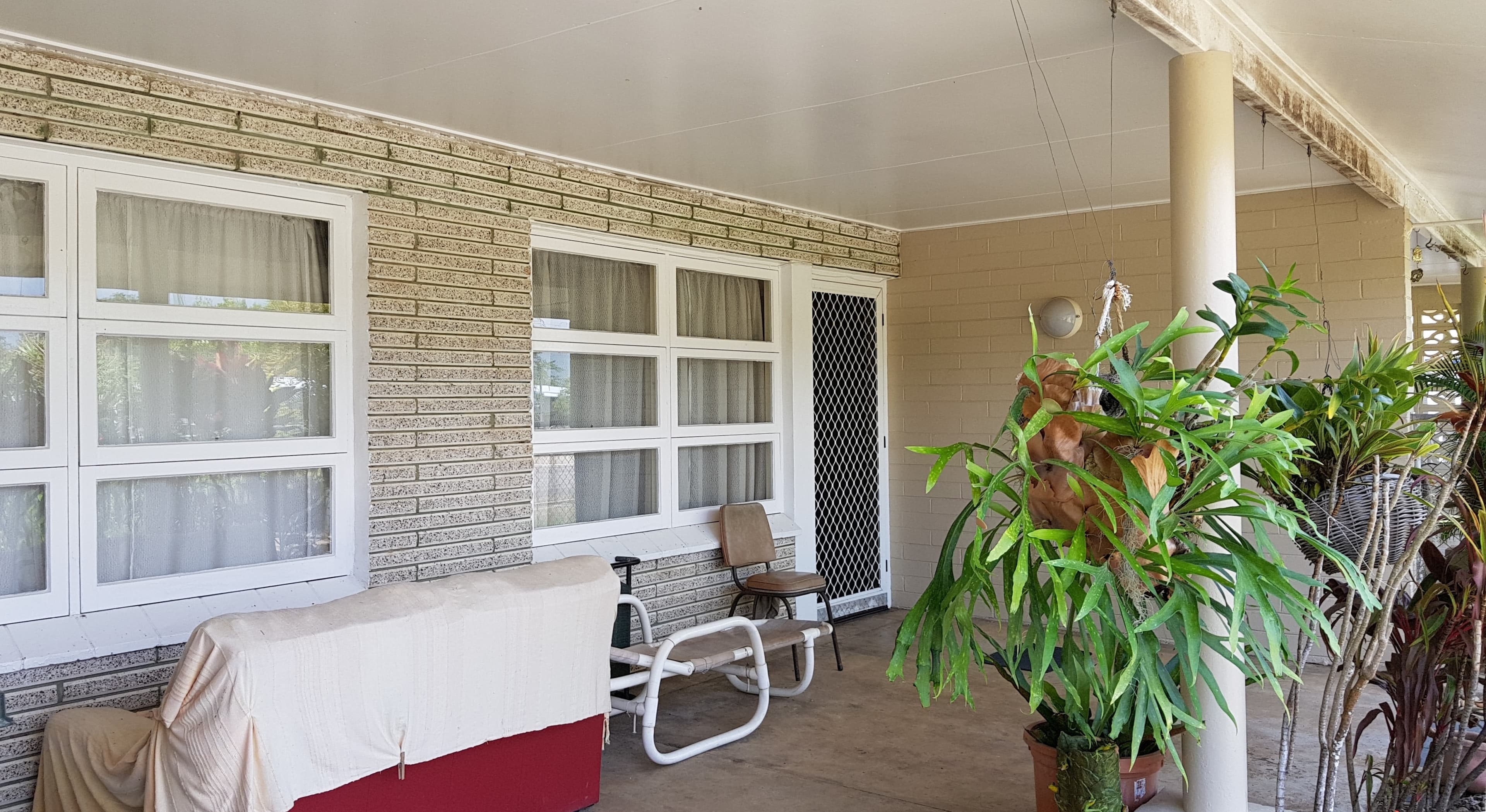 162 Victoria St, Cardwell QLD 4849, Cardwell - Thumbnail 2