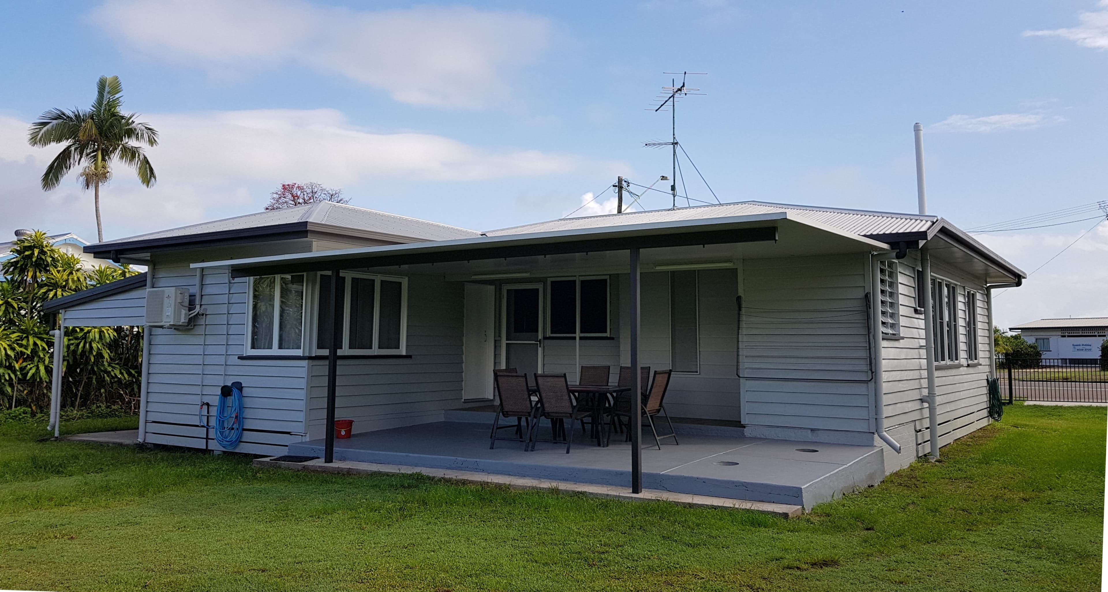 153 Victoria St, Cardwell QLD 4849, Cardwell - Thumbnail 2